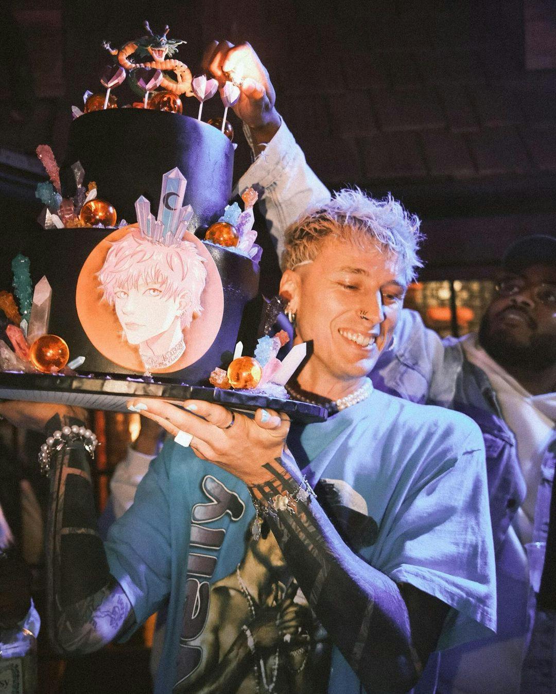 Machine Gun Kelly fejrede mandag, at han fyldte 34 år.