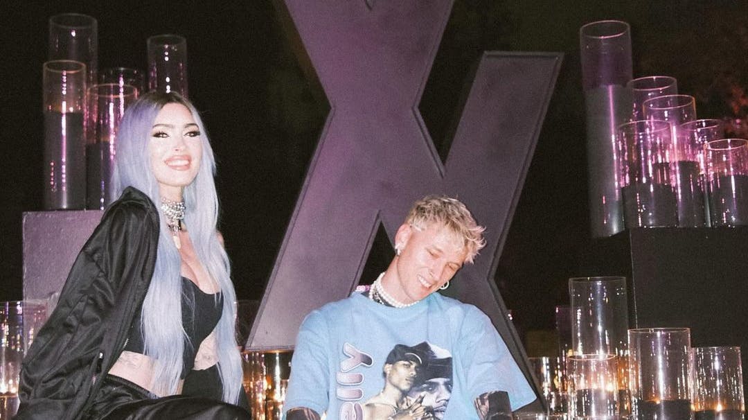 Megan Fox havde ellers givet udtryk for, at det var helt slut mellem hende og Kelly, men nu giver parret den en skalle.