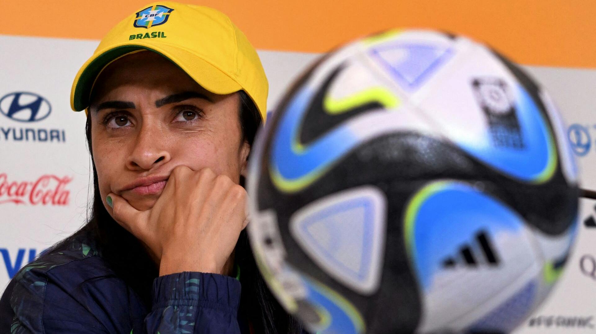 Ved de olympiske lege i Tokyo 2021 blev hun den første spiller til at score i fem kampe i træk. 