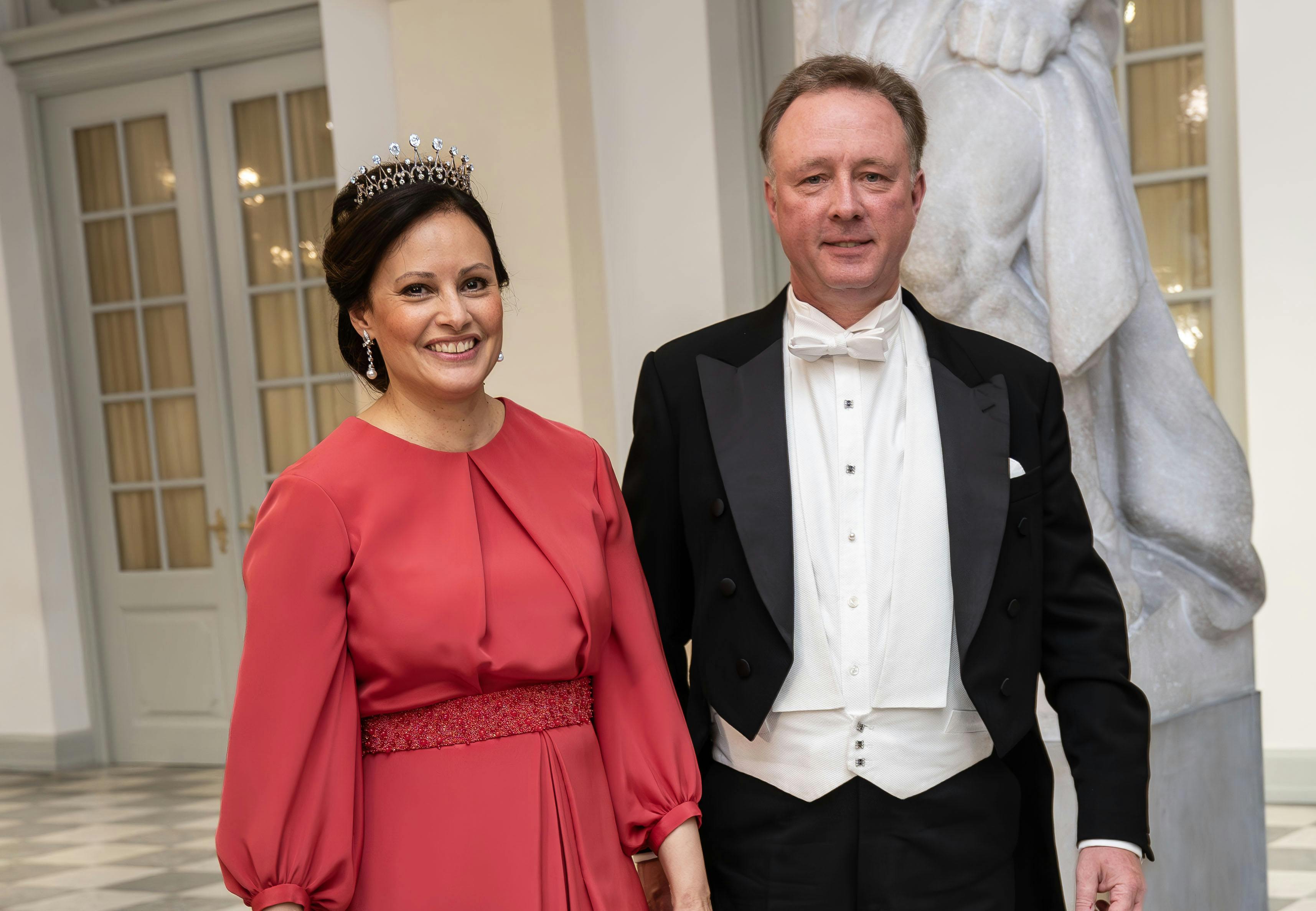 Prins Gustav, 55, og prinsesse Carina, 55, er nu forældre til to. 