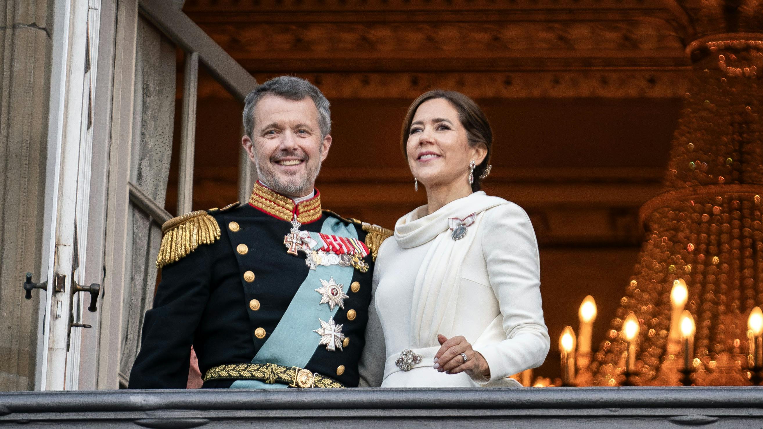 Kong Frederik og dronning Mary tager på statsbesøg til både Sverige og Norge til maj. 