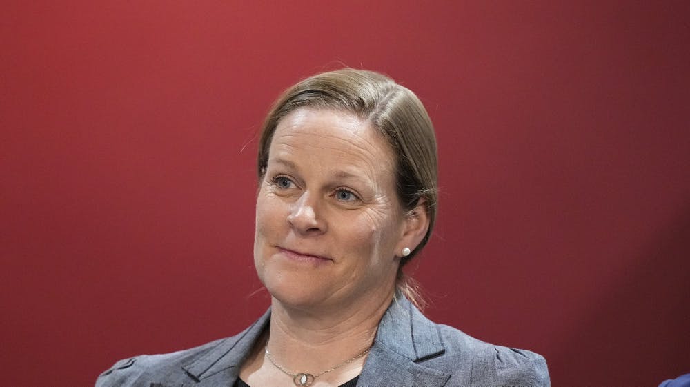 - Ved at ændre vores bud kan vi i stedet blive værter for et rekordstort verdensmesterskab for kvinder i 2031, lyder det fra Cindy Parlow Cone, som er præsident i det Amerikanske Fodboldforbund (U.S. Soccer). (Arkivfoto). 