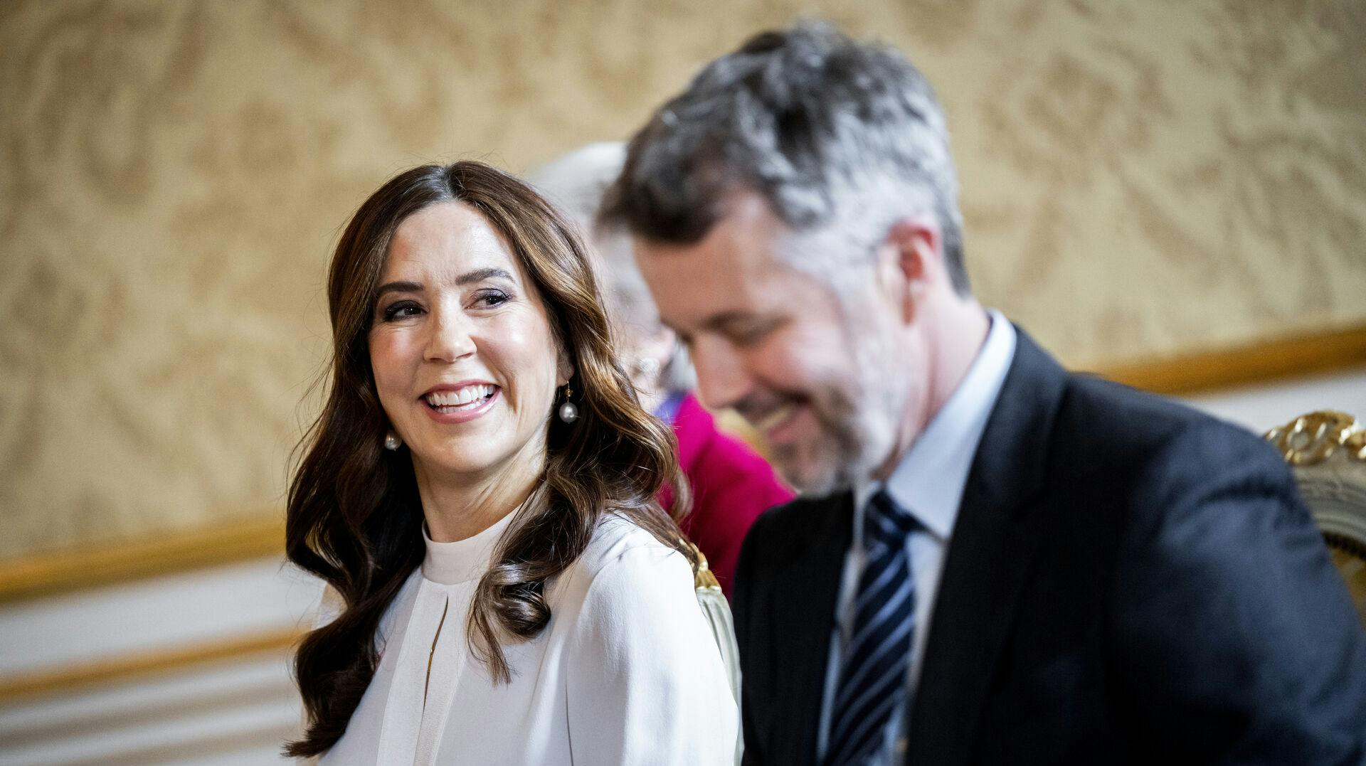 Kong Frederik og dronning Mary afslører planerne for deres sommertogt.