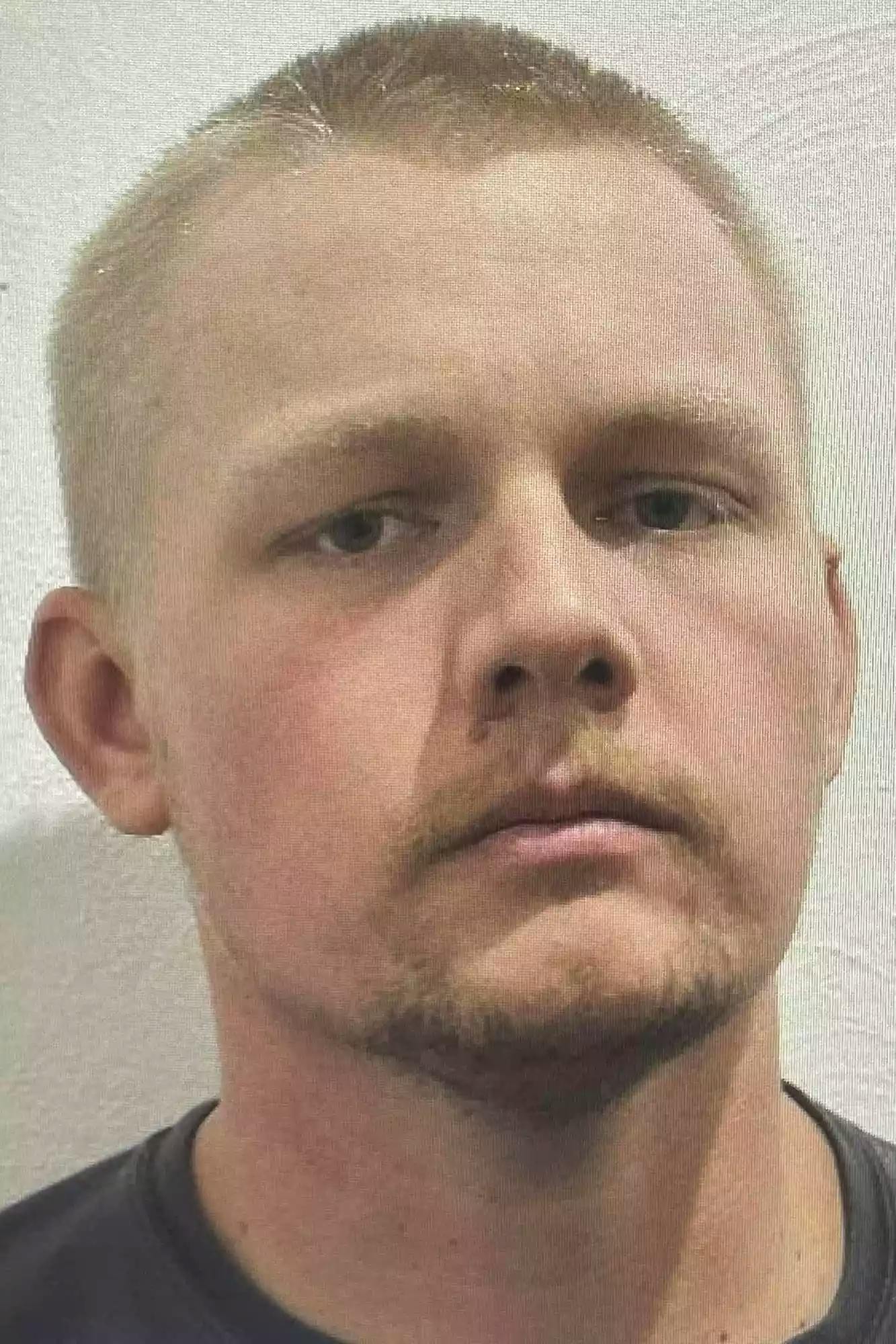 Hunter Allen Smiley er sigtet for at have dræbt sit ni måneder gamle spædbarn.