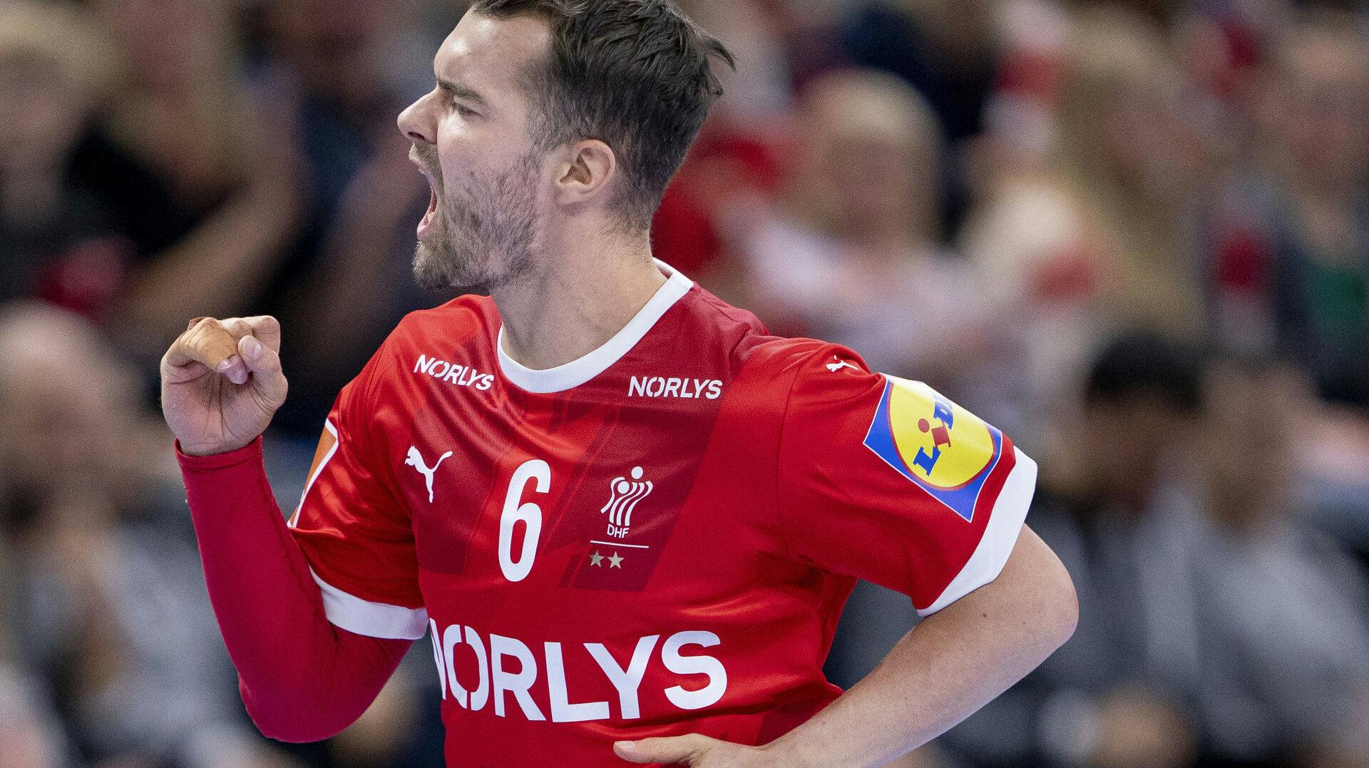 Casper U. Mortensen under herrehåndboldlandskampen i Euro Cup mellem Danmark og Spanien i Royal Arena i København onsdag den 12. oktober 2022.
