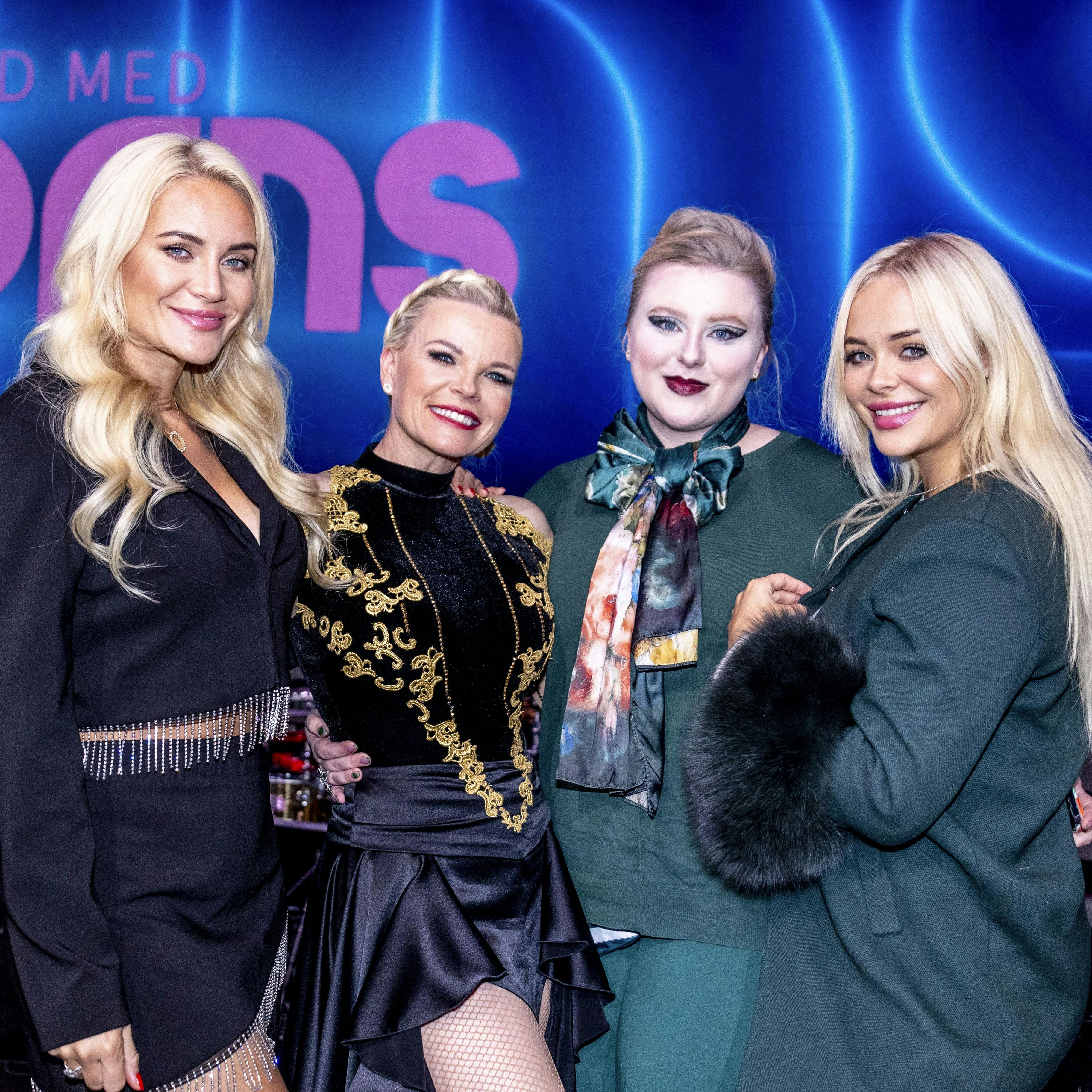 De glimrede med deres fravær til forlovelsesfesten, men Elvira Pitzner forsikrer om, at hendes mor og søstre naturligvis dukker op til brylluppet.