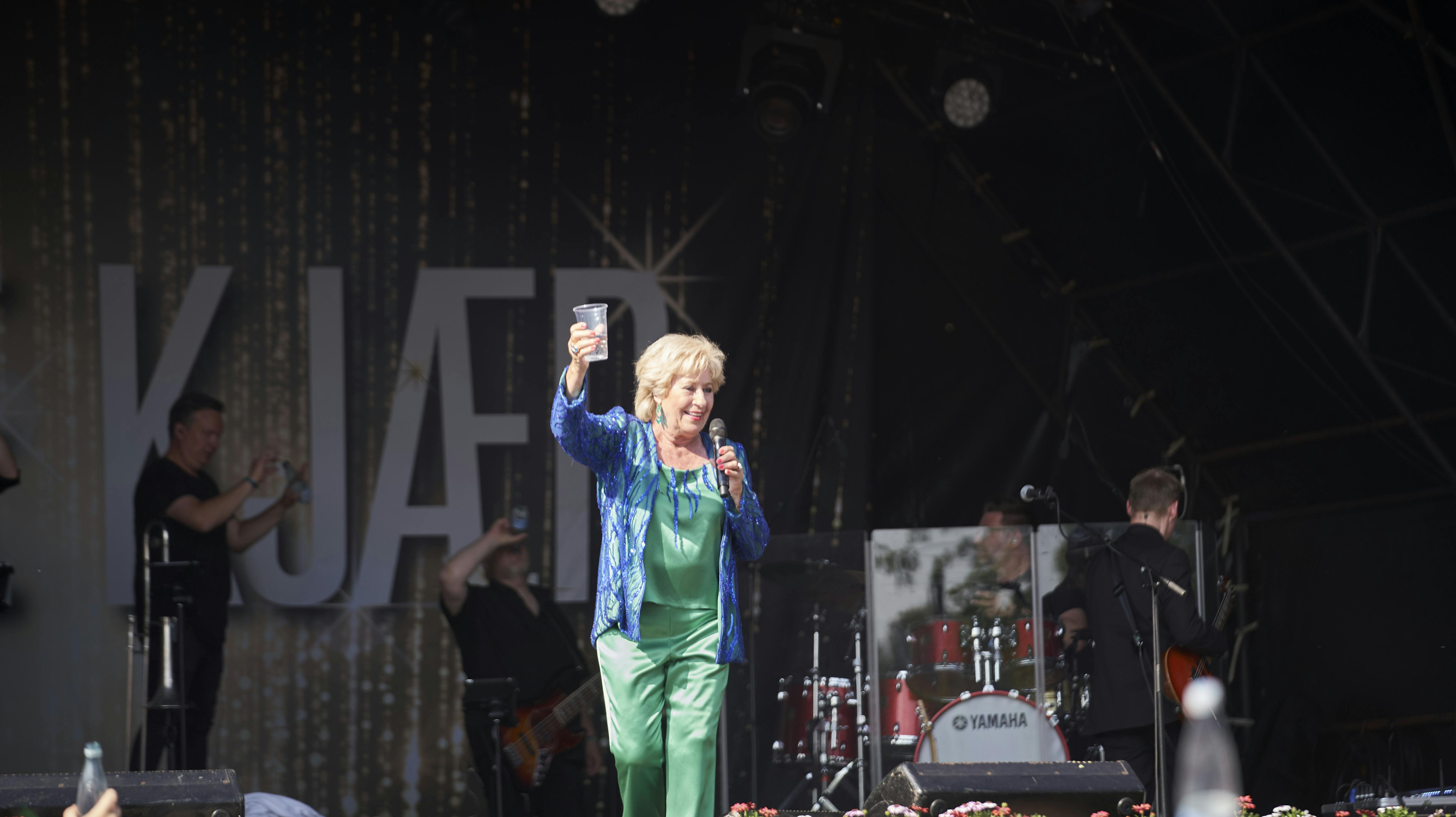 Her står Birthe Kjær på scenen til sidste års Sølund.