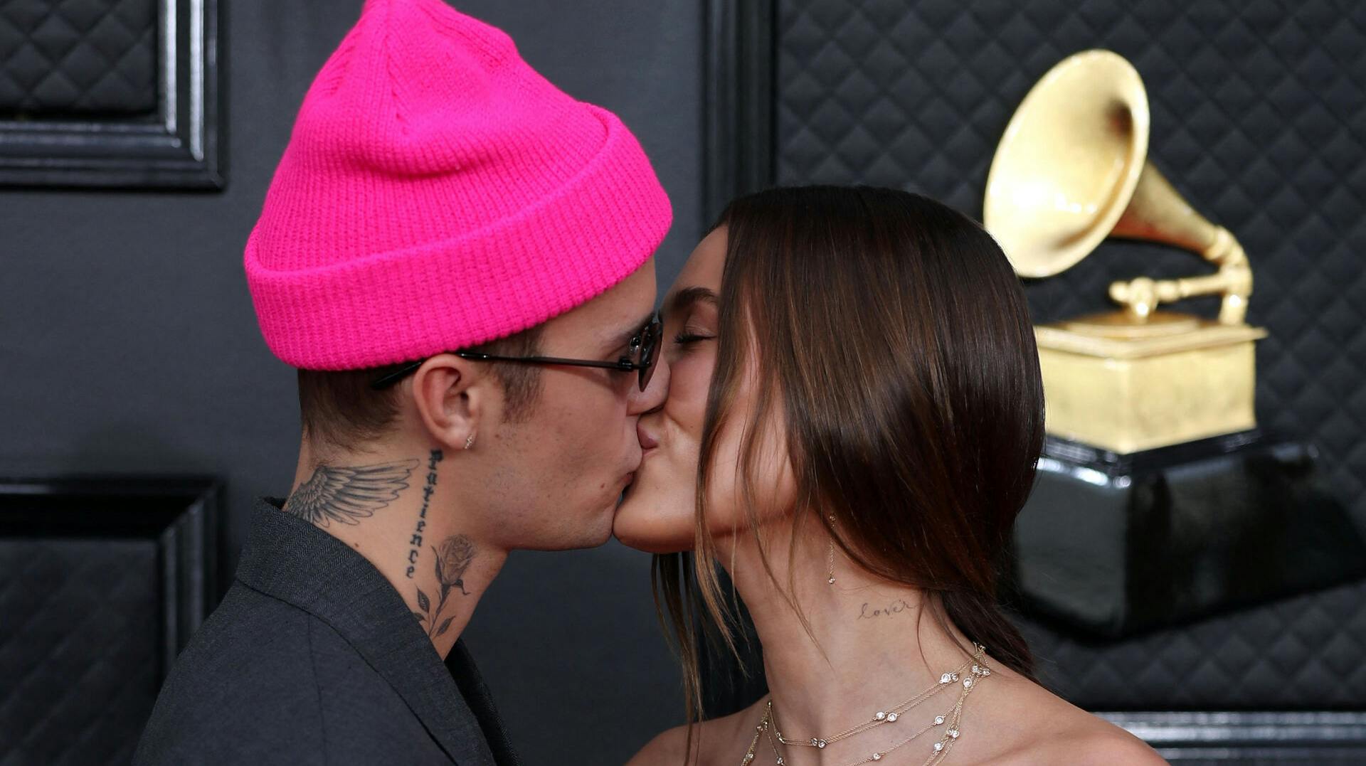 Justin Bieber og Hailey Bieber venter deres første barn.