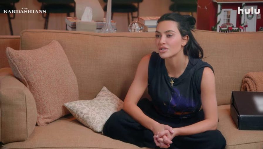 Kim Kardashian er godt træt af sin lillesøster i den nye trailer the "The Kardashians".