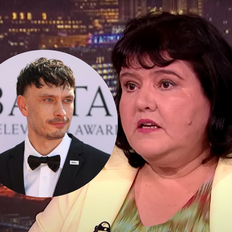 Martha Fiona Harvey er 57 år gammel og - ifølge hende selv - uddannet advokat.