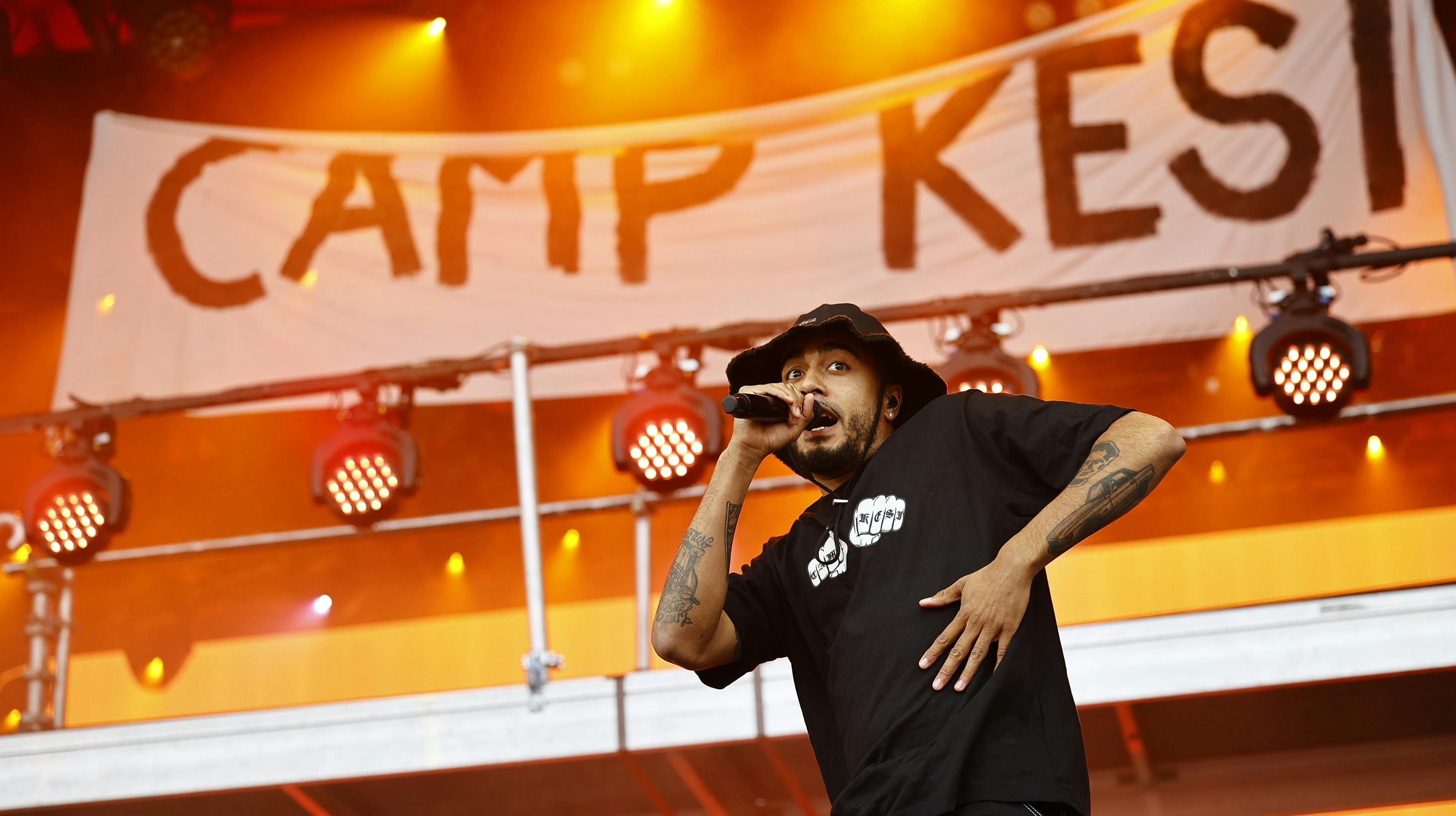 Kesi stod for en af de største fester på Orange Scene sidste år på Roskilde Festival. Nu advarer politiet om billetsvindel op til årets festivalsæson.