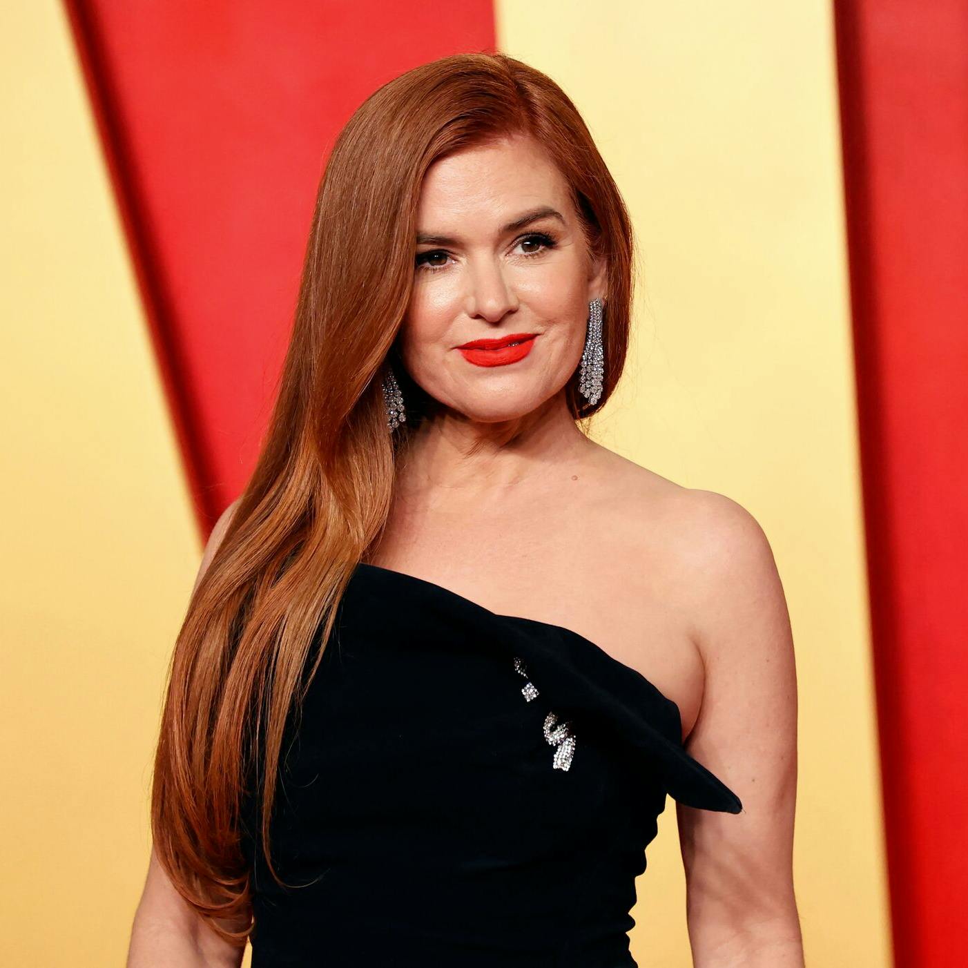Actress Isla Fisher attends the Vanity Fair Oscars Party at the Wallis Annenberg Center for the Performing Arts in Beverly Hills, California, on March 10, 2024. (Photo by Michael TRAN / AFP)