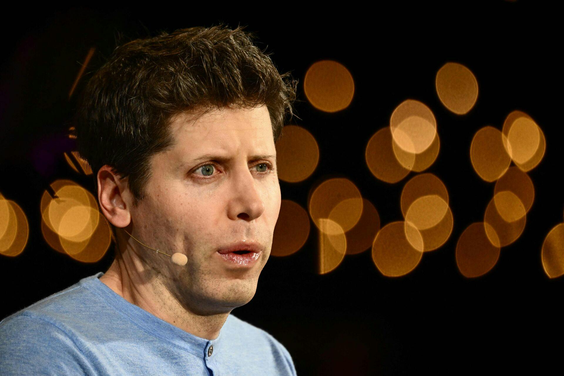 Sam Altman er den nye techguru, der står i spidsen for OpenAI og den kunstige intelligens, der sniger sig ind overalt.