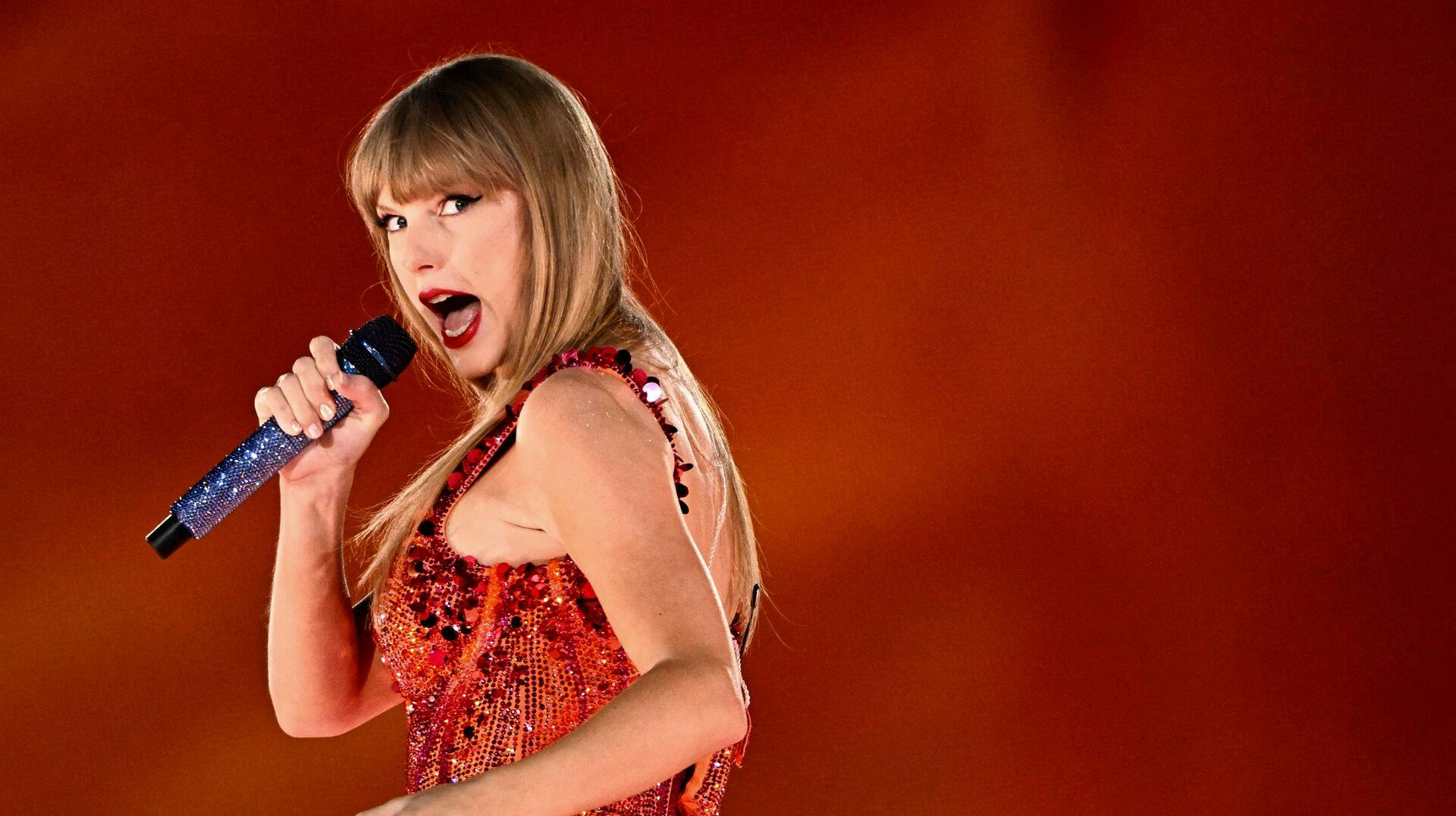 Den svenske hovedstad byder Taylor Swift velkommen på den helt store måde.