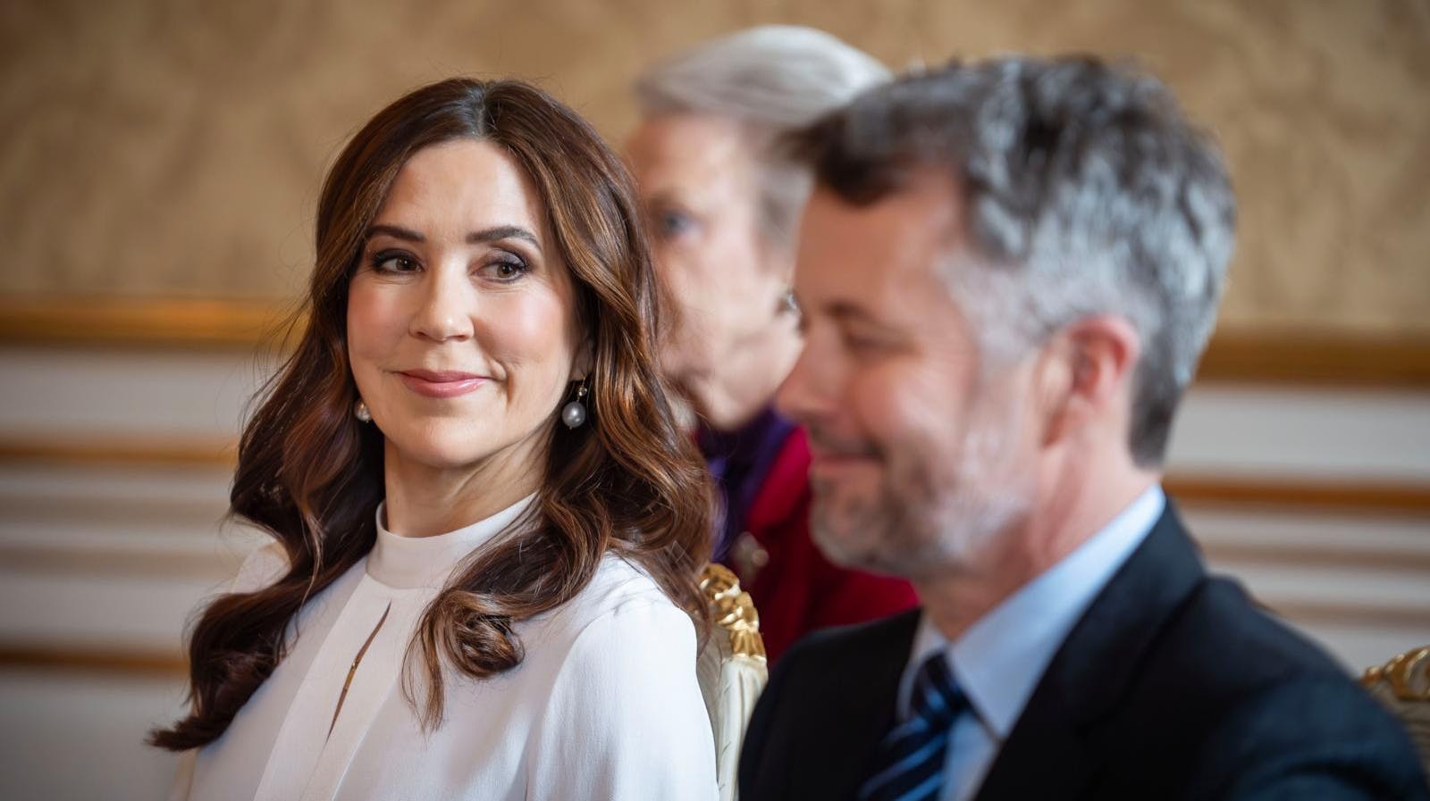 Som kammerherre er man tæt på dronning Mary og kong Frederik - derfor bliver der også slået hårdt ned på dem, der som for eksempel Christian Kjær overtræder loven.