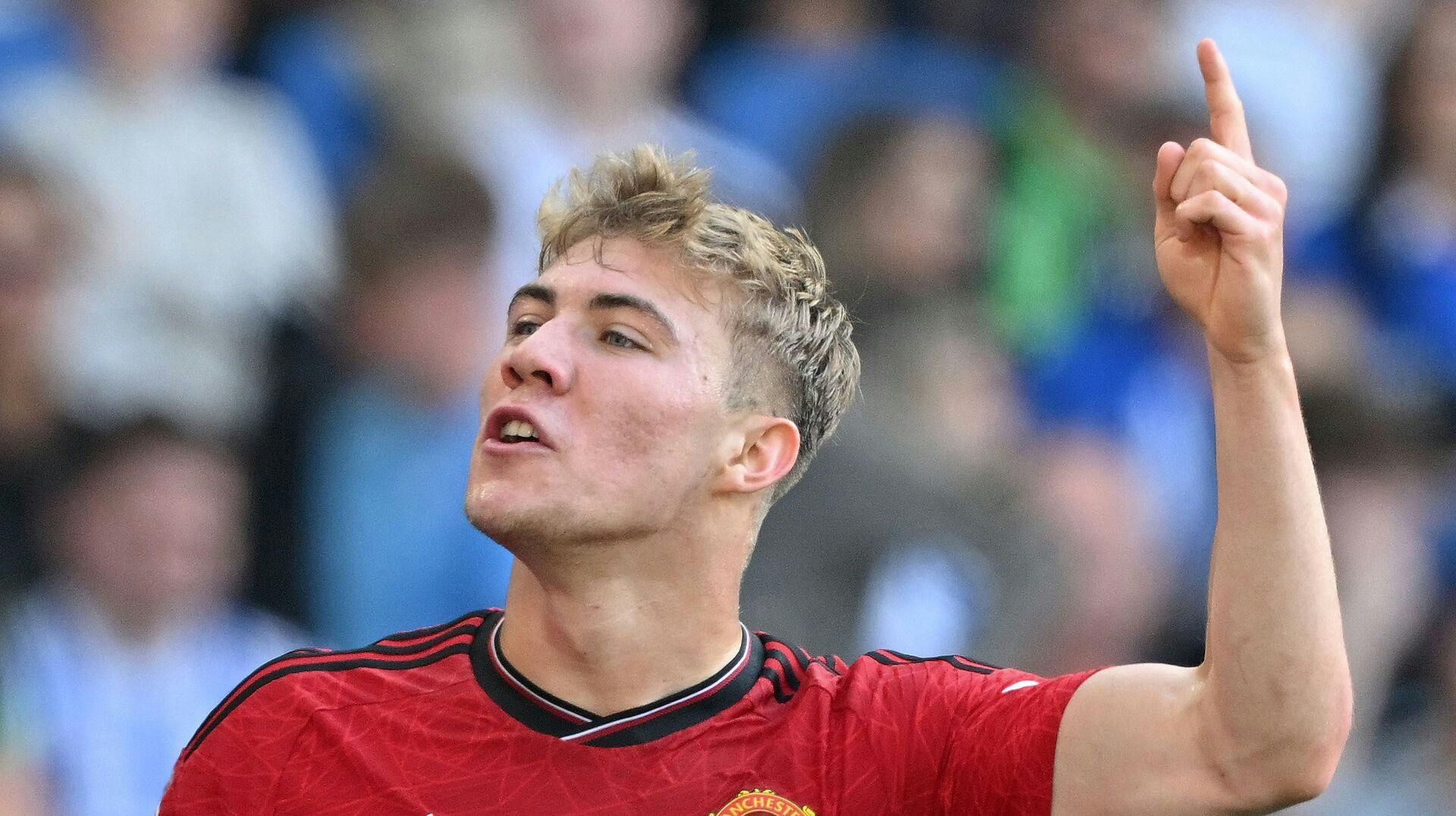 Rasmus Højlund kan nu kalde sig FA Cup-vinder. 