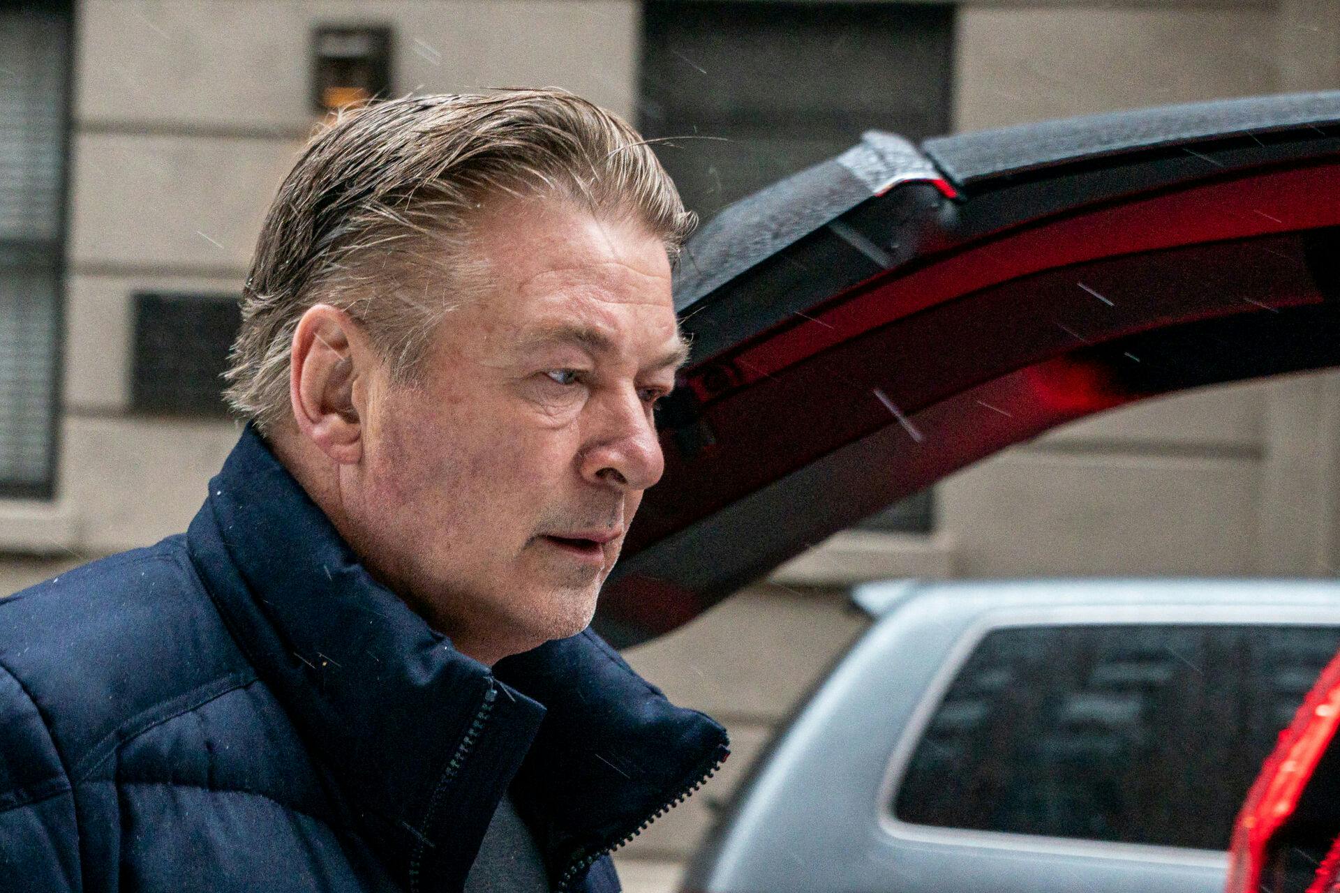 Alec Baldwin får senere i år sin sag for i retten.