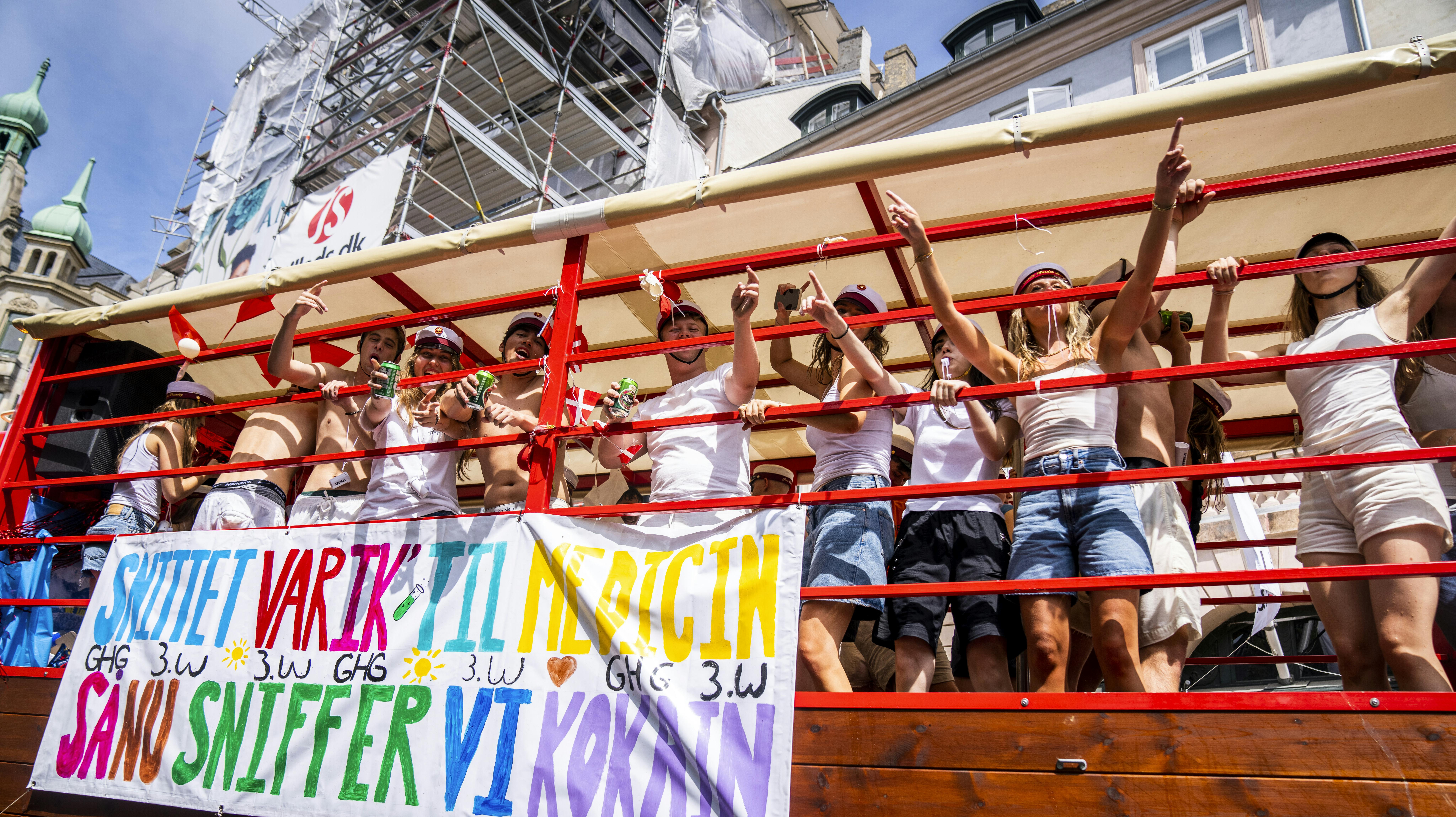 Efter en hård studenteruge med fest og farver, vælger mange unge at holde sabbatår.