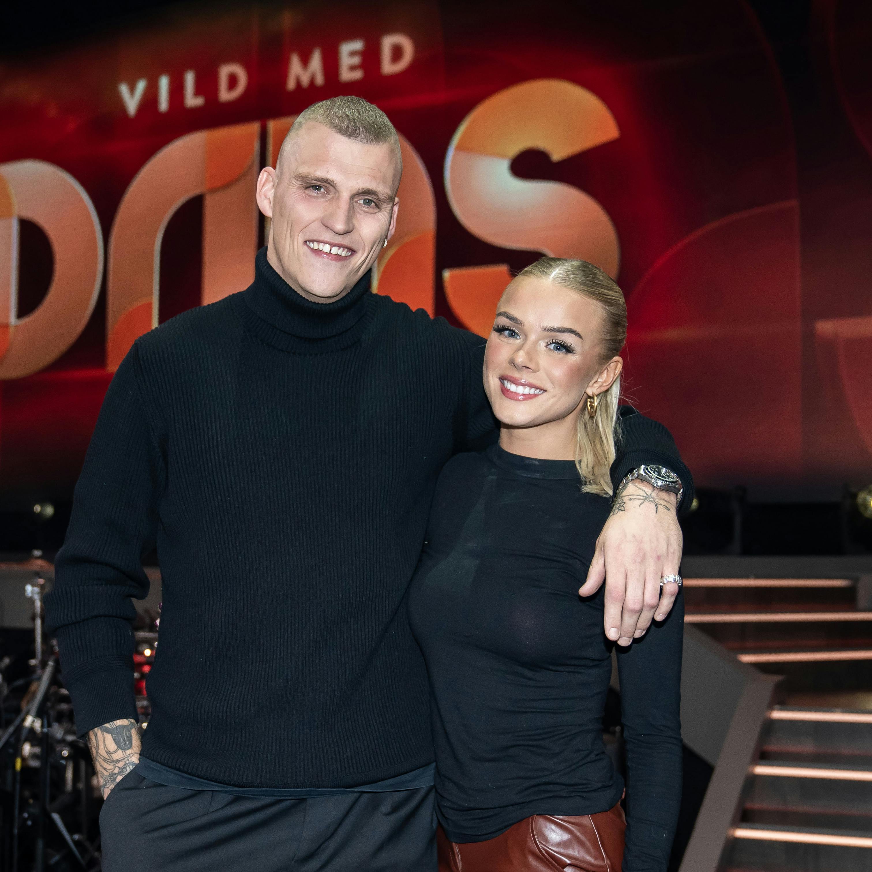 OPGAVE: Vild med dans _ semifinalenHer Sebastian Bull og Asta BjörkSTED: VermundsgadeJOURNALIST: Karina, Amalie, OliverFOTOGRAF: Hanne JuulDATO: 202311118