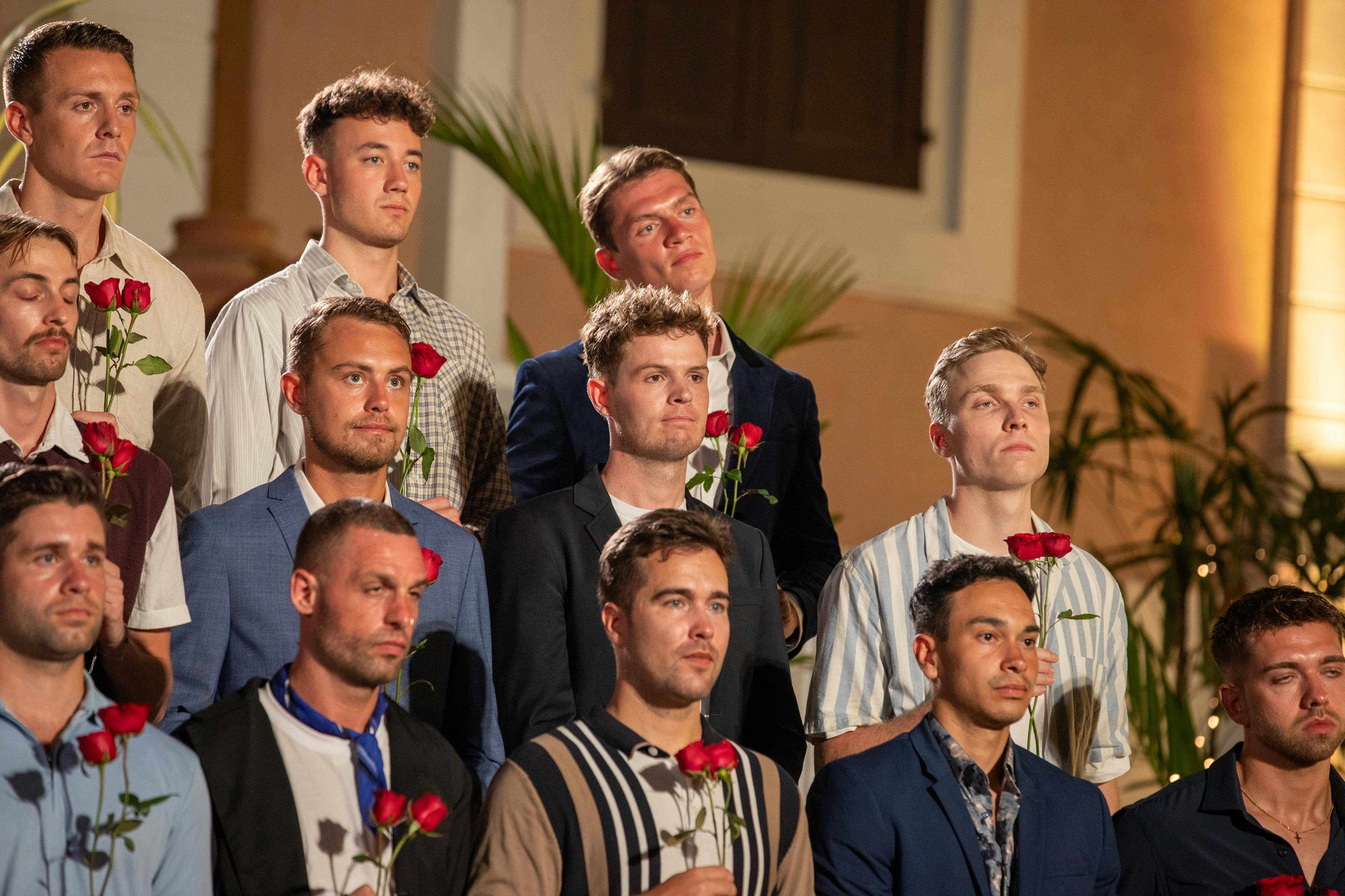 Mændene i "Bachelorette" har ingen telefoner og kun omgivelserne på matriklen til rådighed, hvis de ikke er på date med Lissa eller Sofie.