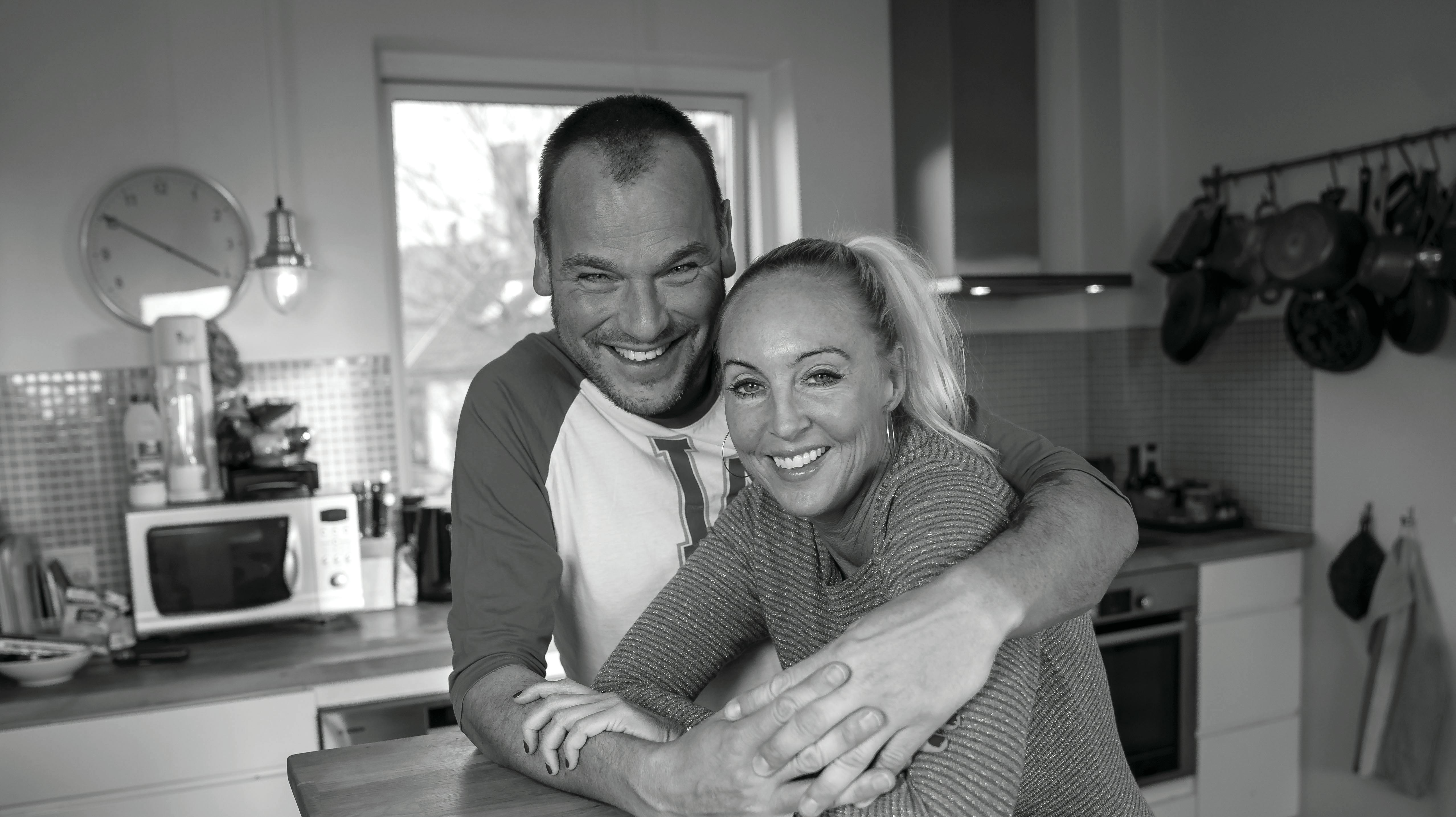 Lars "Chief 1" Pedersen og Gitte Mia Salling er ikke sammen længere.