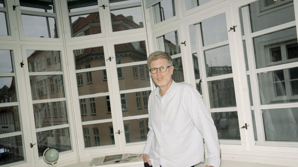 Journalist og chefredaktør på Weekendavisen, Martin Krasnik, er torsdag aften blevet tildelt Publicistprisen.