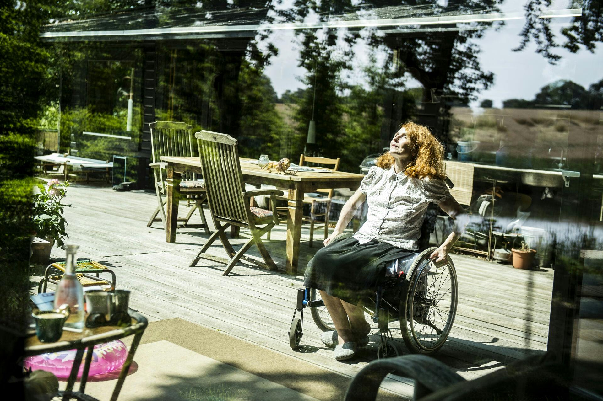 Bodil Jørgensen var tæt på at miste livet under optagelserne til en "Far til fire"-film. Sagen kostede ASA Film en bøde på 70.000 kroner. Og nu kan den sidste film være lavet.