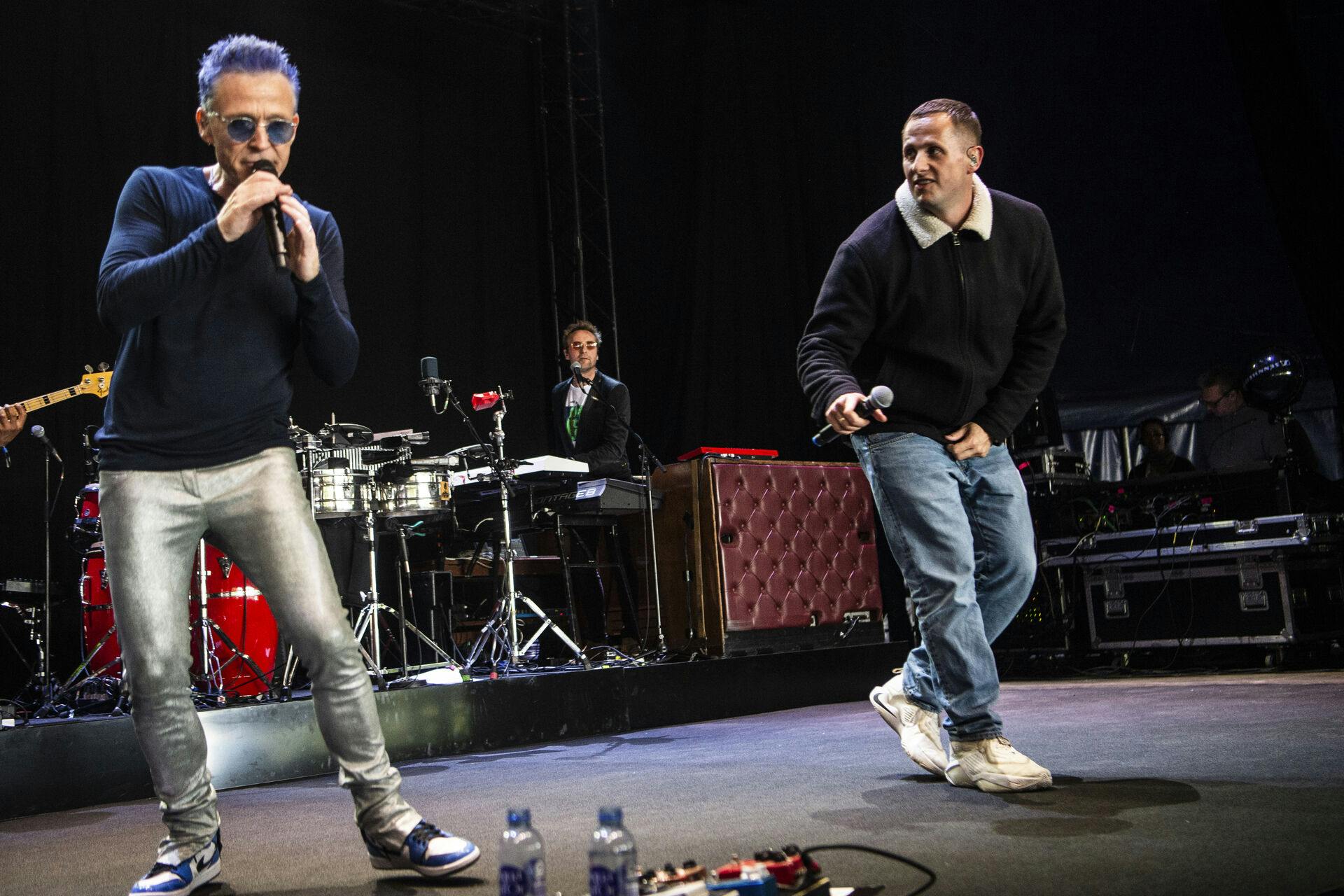 Thomas Helmig og Hvidt Flag overraskede i 2022 på NorthSide, men havde store problemer med at blive hørt ordentligt på grund af scenen, som nu er nedlagt.