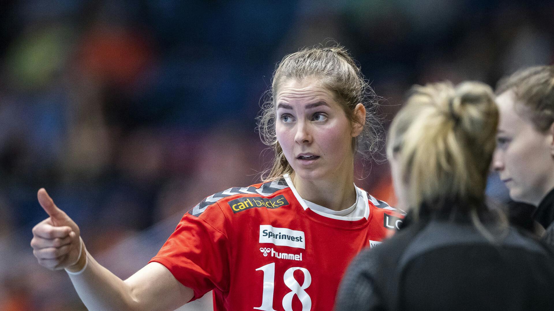 Team Esbjergs Mette Tranborg (18) under semifinalen i kvindernes Santander Final4 mellem Nykøbing Falster Håndbold og Team Esbjerg lørdag den 1. april 2023.. (Foto: Johnny Pedersen/Ritzau Scanpix)