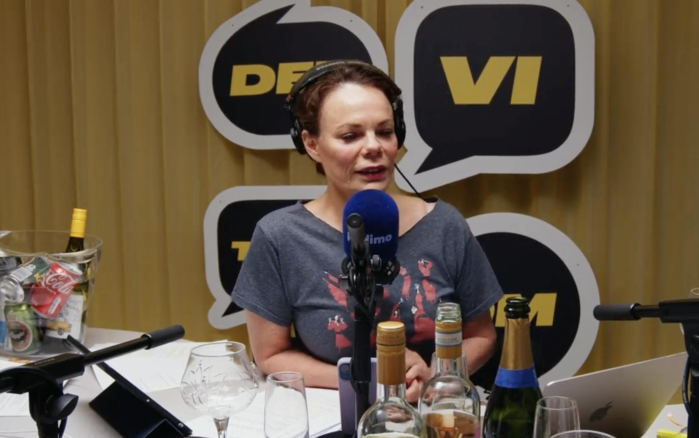 Ditte Okman mødte selv op i retten tidligere på ugen for at følge sagen mod Martin Brygmann. Her mødte hun hans kone, men ikke skuespilleren selv. Begge er helt tavse om sagen.