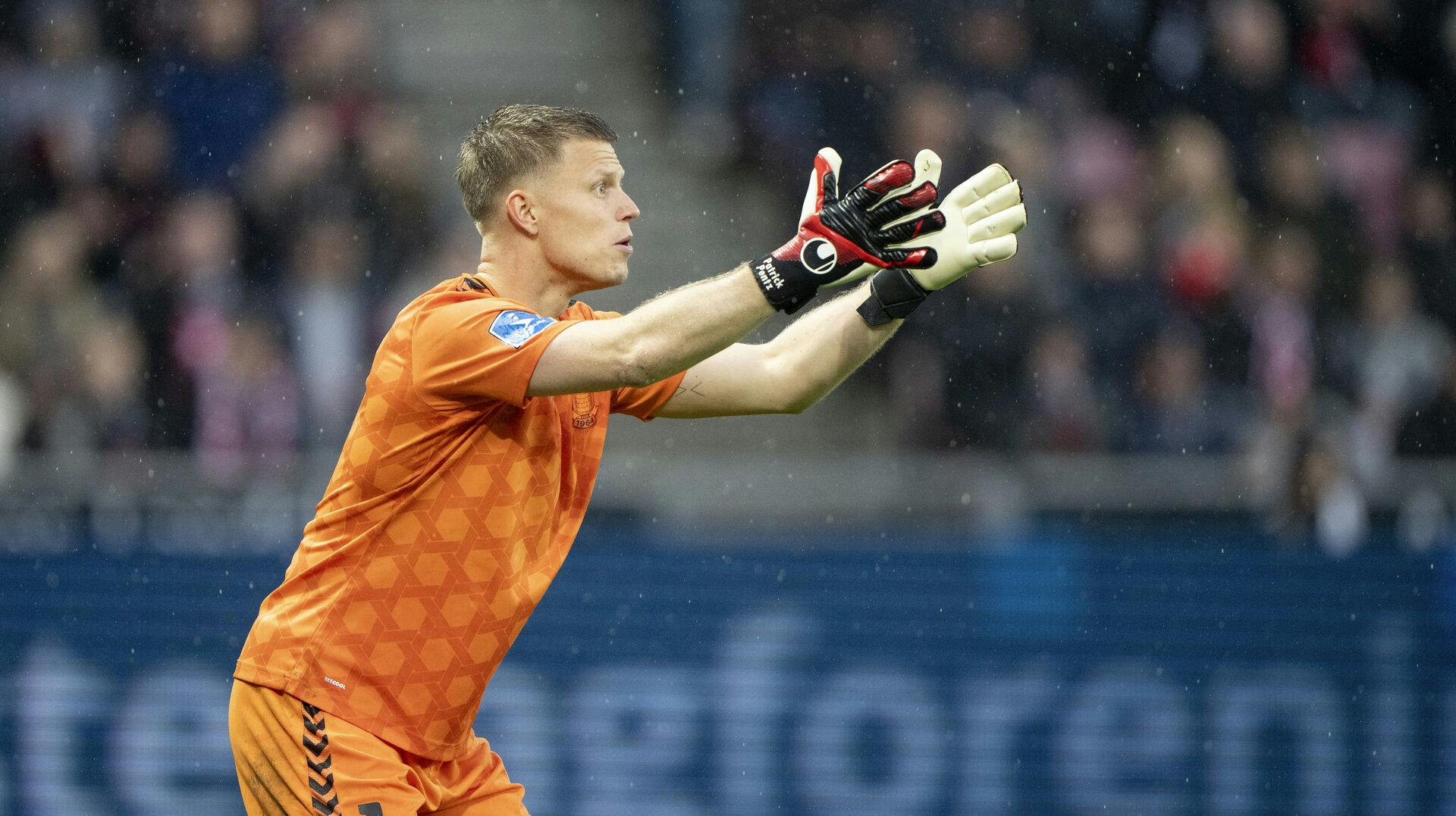 Brøndbys målmand Patrick Pentz reagerer under superligakampen mellem FC Midtjylland og Brøndby IF på MCH Arena i Herning søndag den 5. maj 2024.. (Foto: Bo Amstrup/Ritzau Scanpix)