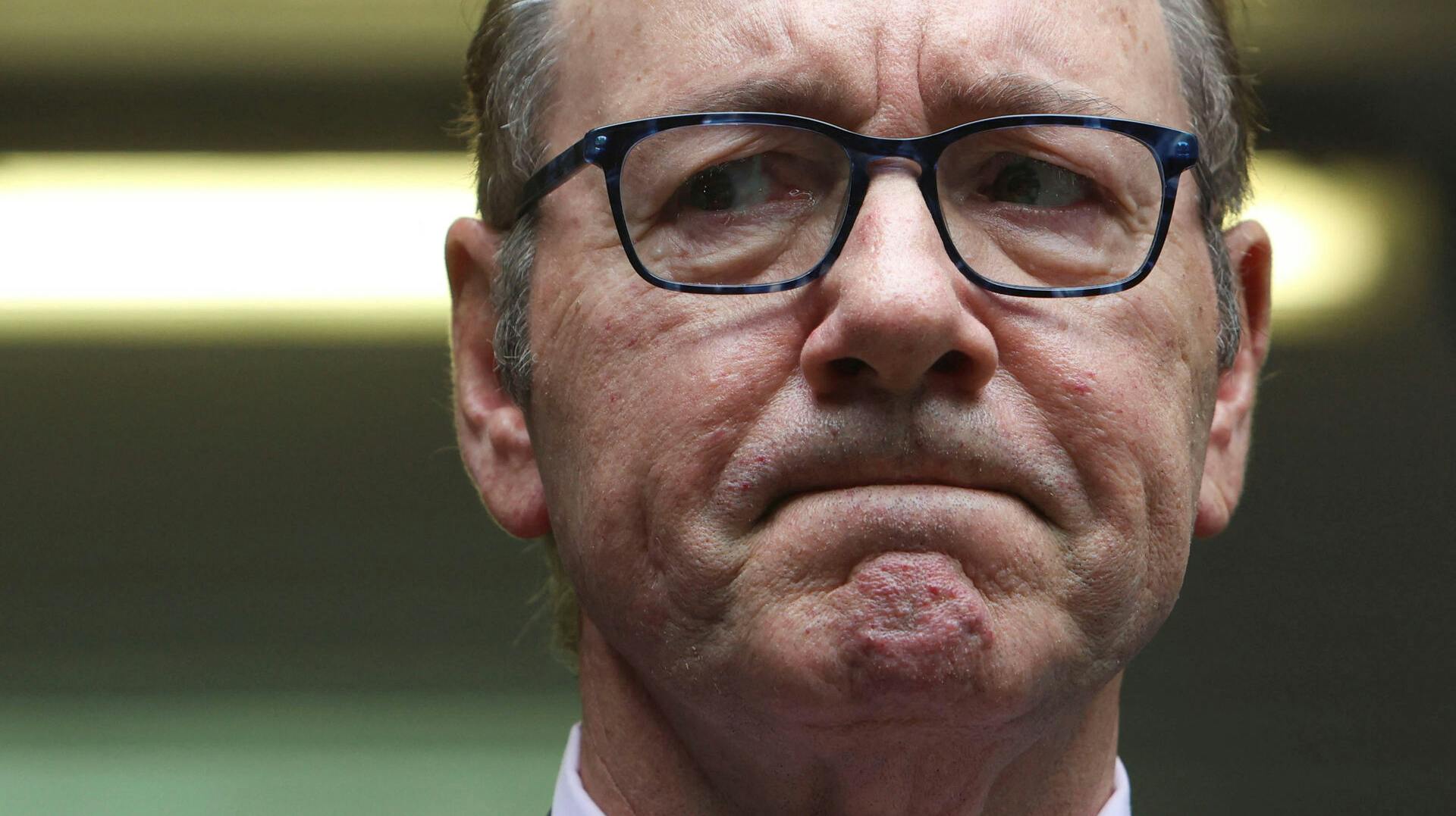 Den skandaleramte skuespiller Kevin Spacey har ikke længere et sted at bo.