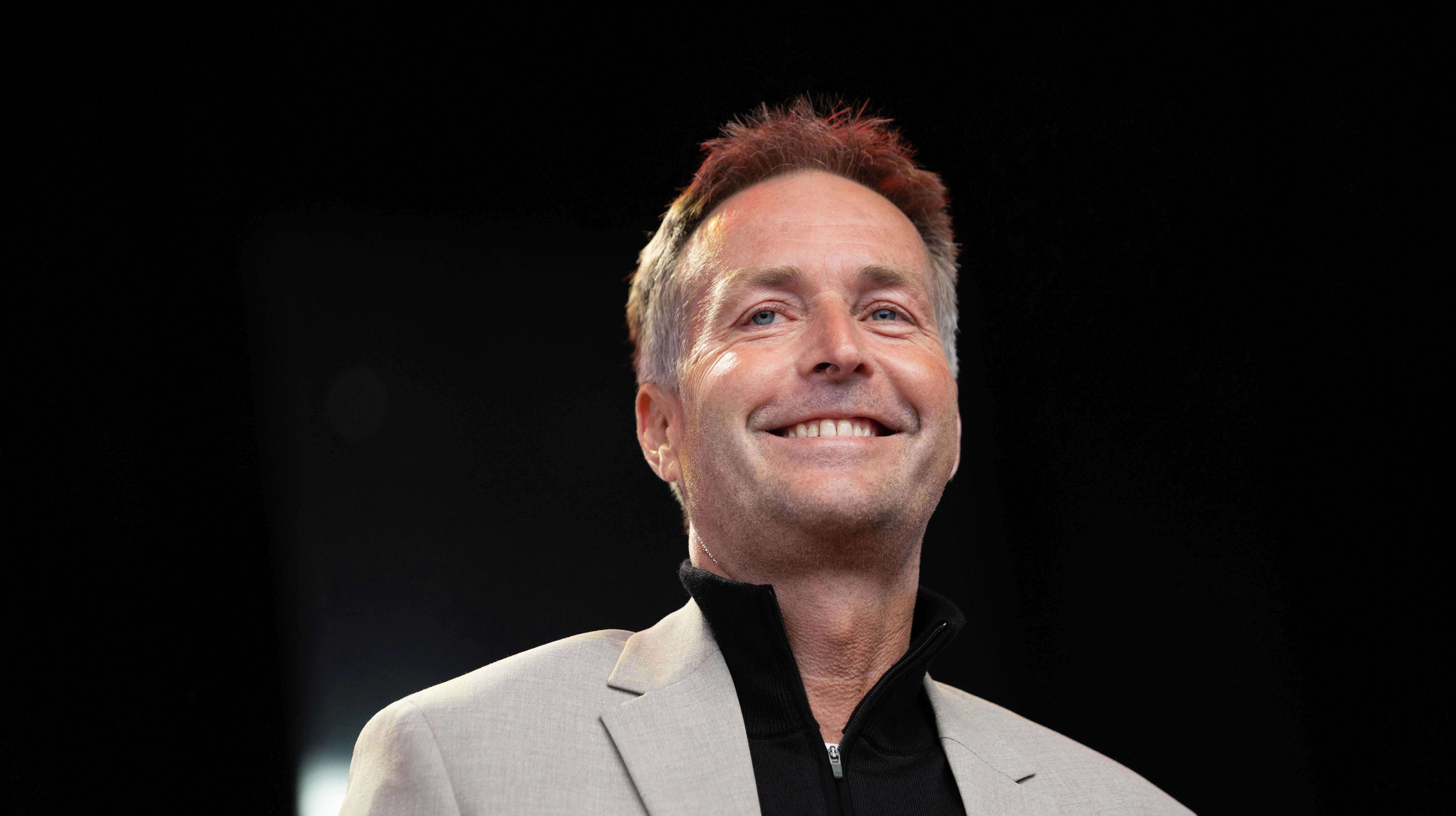 Kasper Hjulmand var ét stort smil mandag, da landsholdet blev hyldet i Tivoli. 