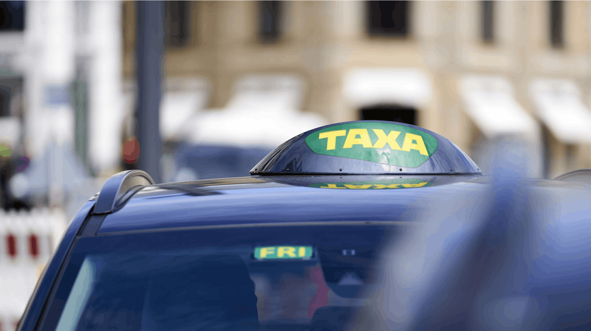 Taxi på Kongens Nytorv i København fredag den 28. maj 2021