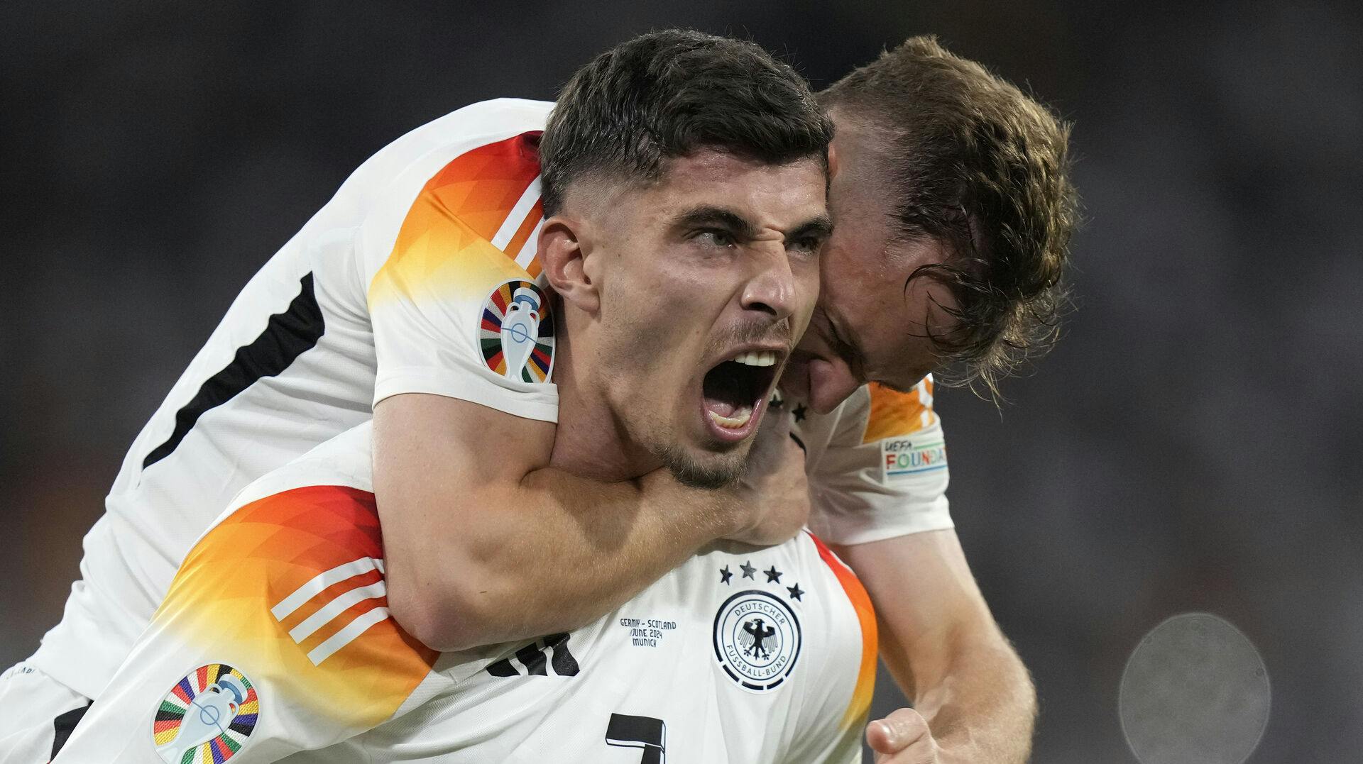 Tyskland kom sikkert fra land til EM, da det blev til en 5-1 sejr over Skotland.