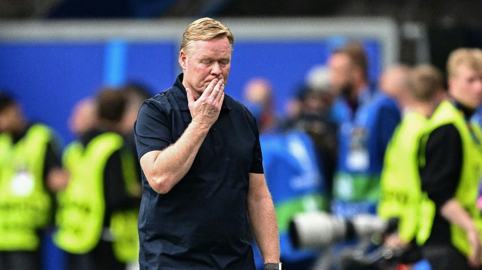 Ronald Koeman havde ikke kun hænderne i lommen og over hovedet i går. 