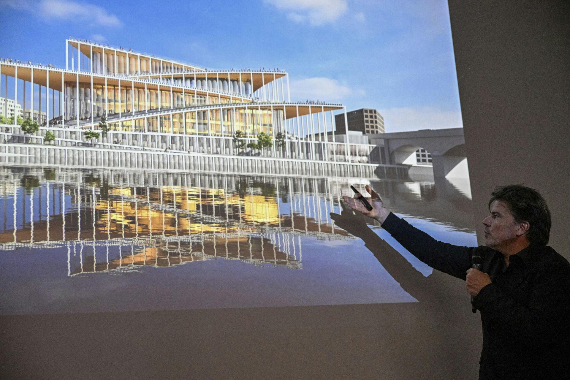 Bjarke Ingels er blevet en meget velhavende mand på at sætte de helt rigtige streger.