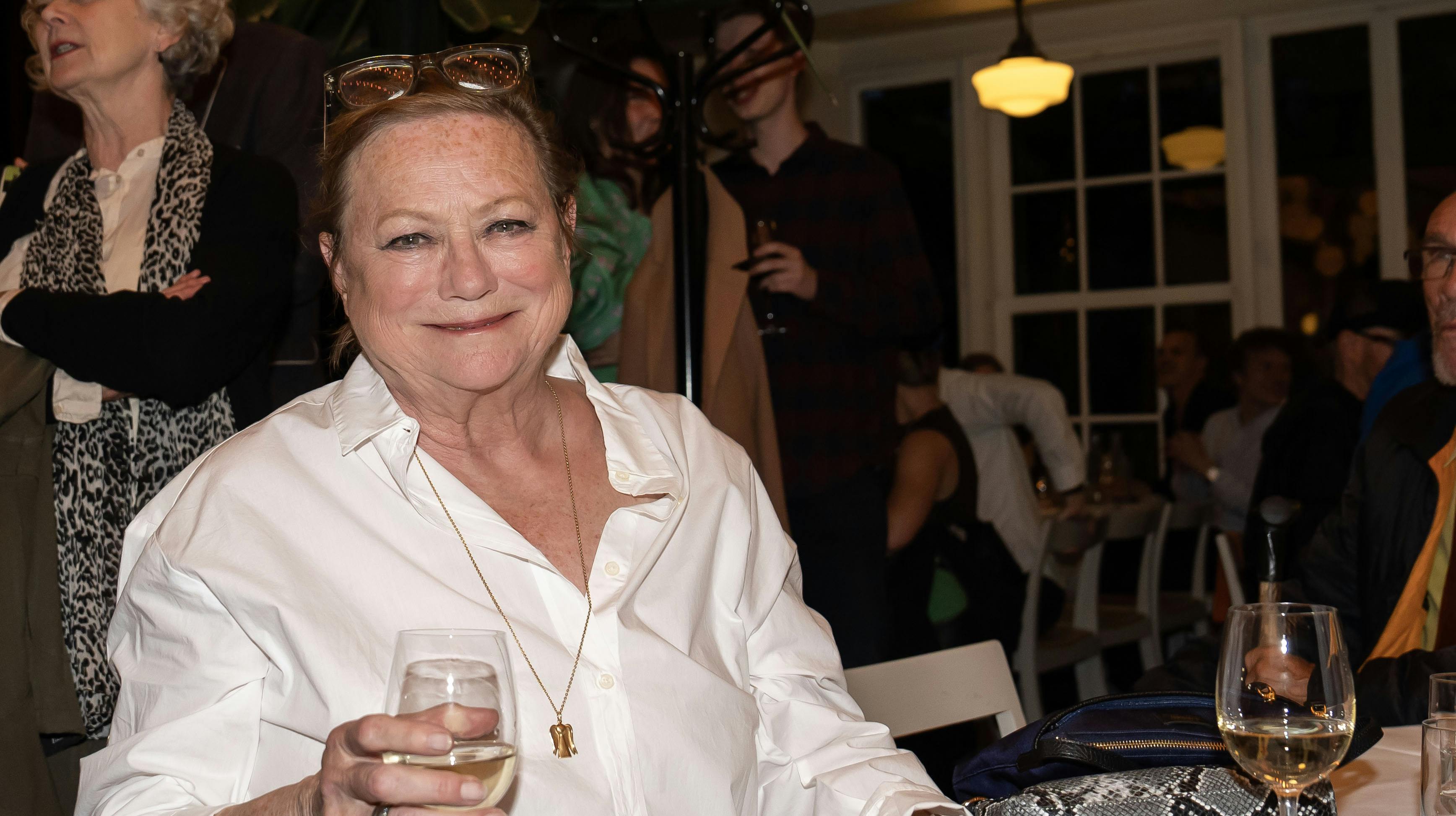 Skuespilleren Lisbet Dahl er sygemeldt og må holde pause fra årets Tivolirevy.