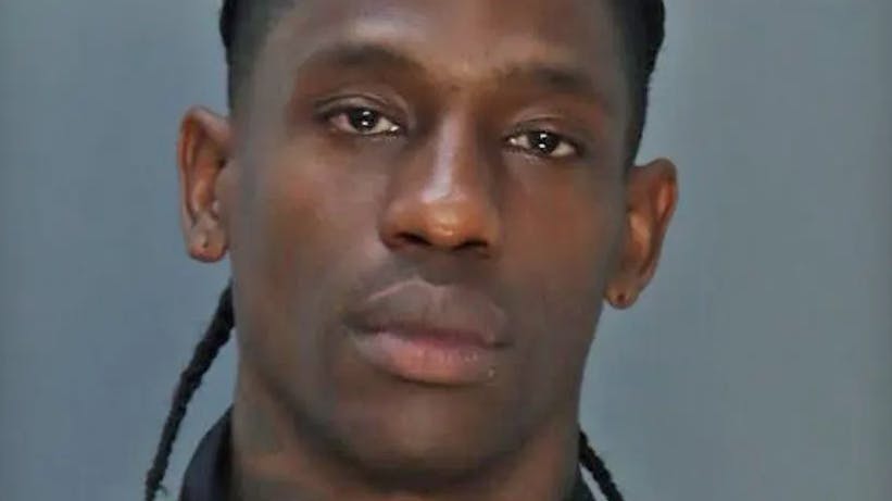 For kort tid siden er den amerikanske rapper Travis Scott blevet anholdt i Miami.