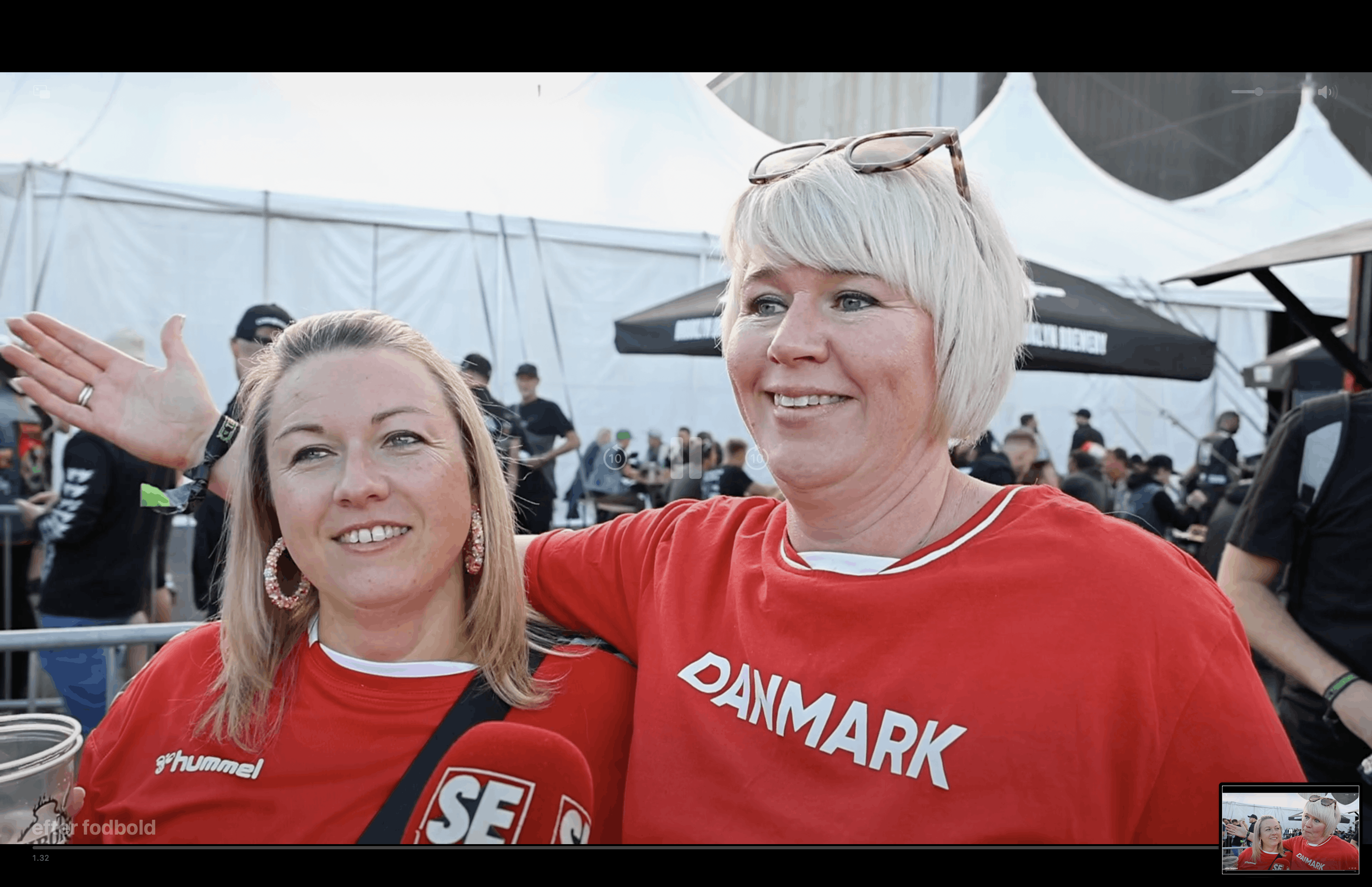 Der var stor glæde hos to festivalgæster efter resultatet mod England.