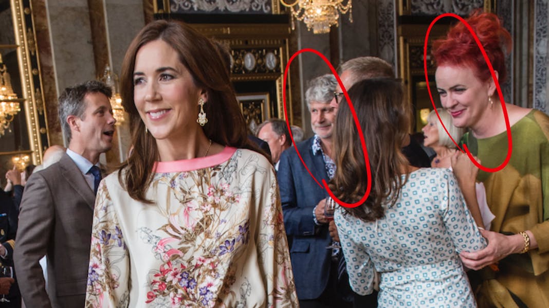 Engang var Bengt Olof Tony Sundstrøm og Mette Sundstrøm og meget tætte på kongefamilien, men forholdet er voldsomt belastet af rigmandsparrets opførsel i sagen om deres nu konkursramte auktionshus.