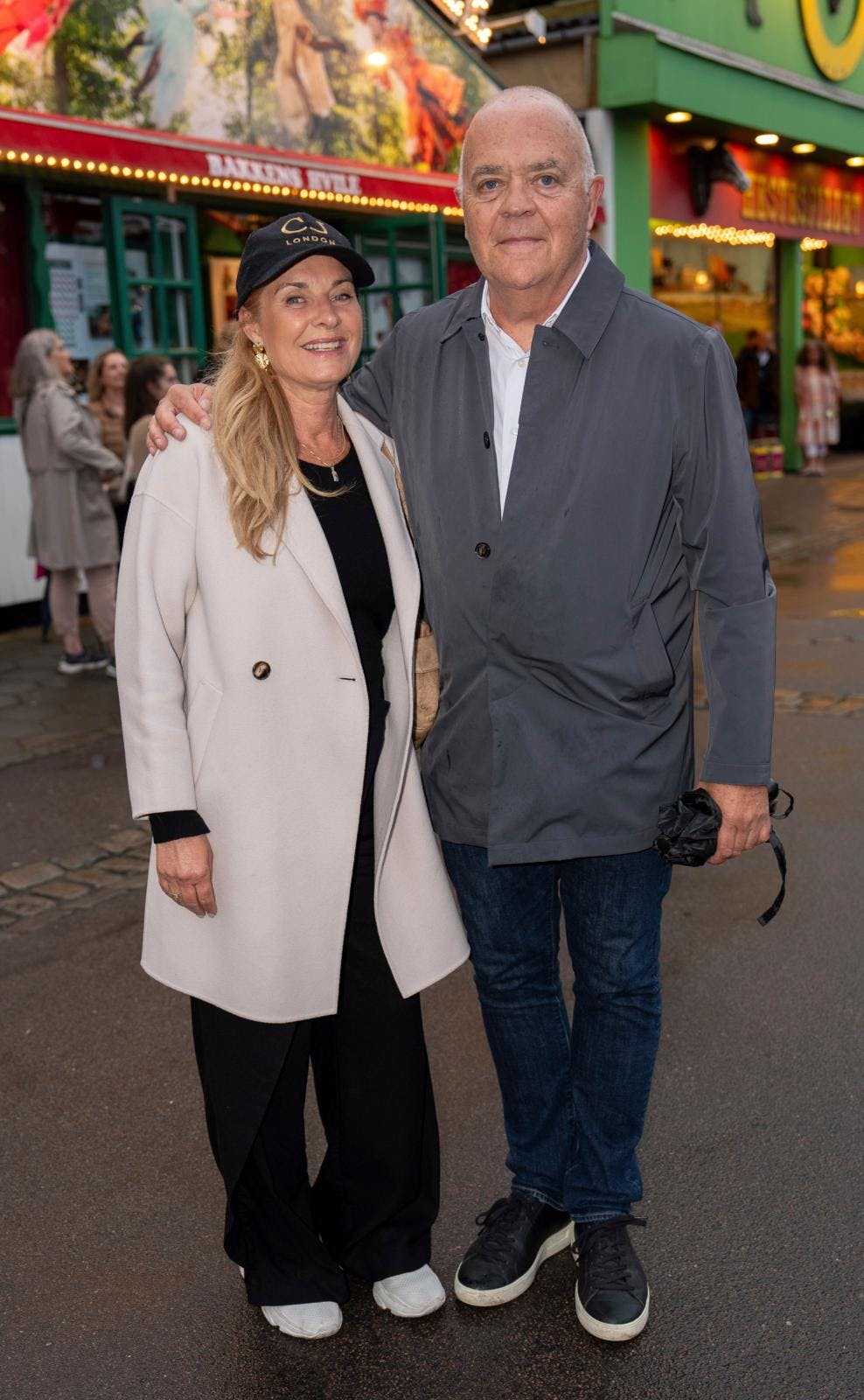 Her ses Jes sammen med kæresten Mai-Britt Haurholm.