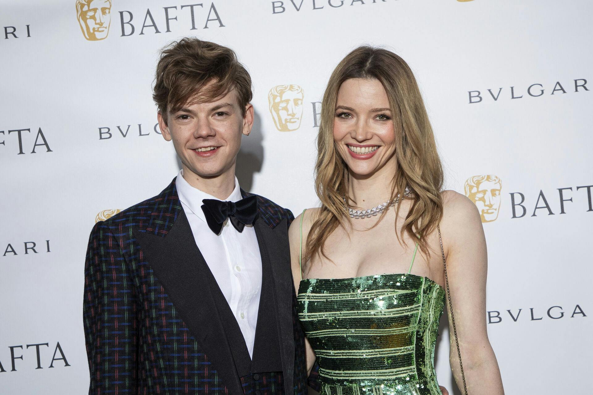 Kendisparret Thomas Brodie-Sangster og Talulah Riley forseglede i weekenden deres kærlighed til hinanden. (Photo by Vianney Le Caer/Invision/AP)