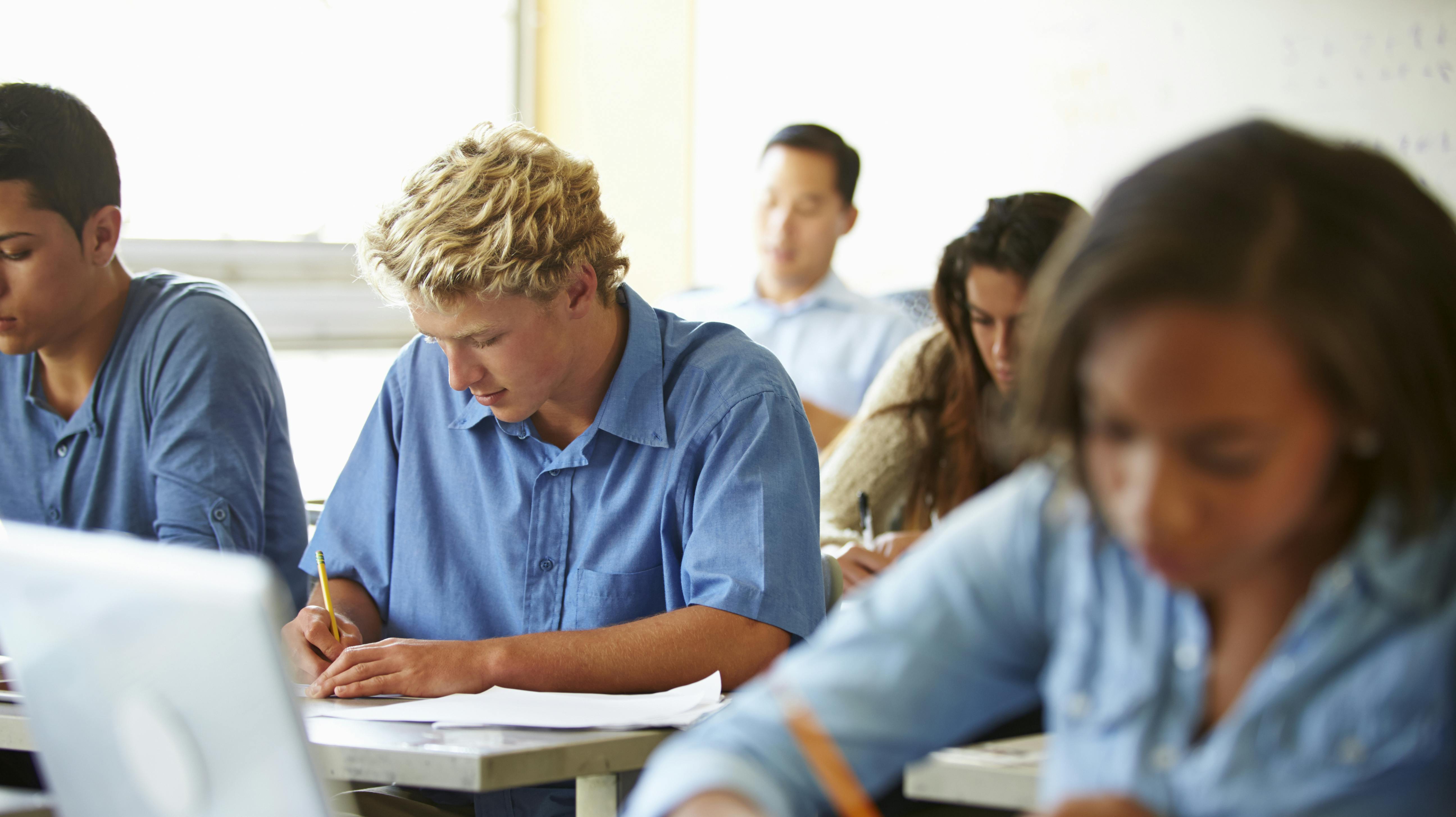 Der er ikke noget at sige til, hvis de 12 elever er rasende over fejlen.