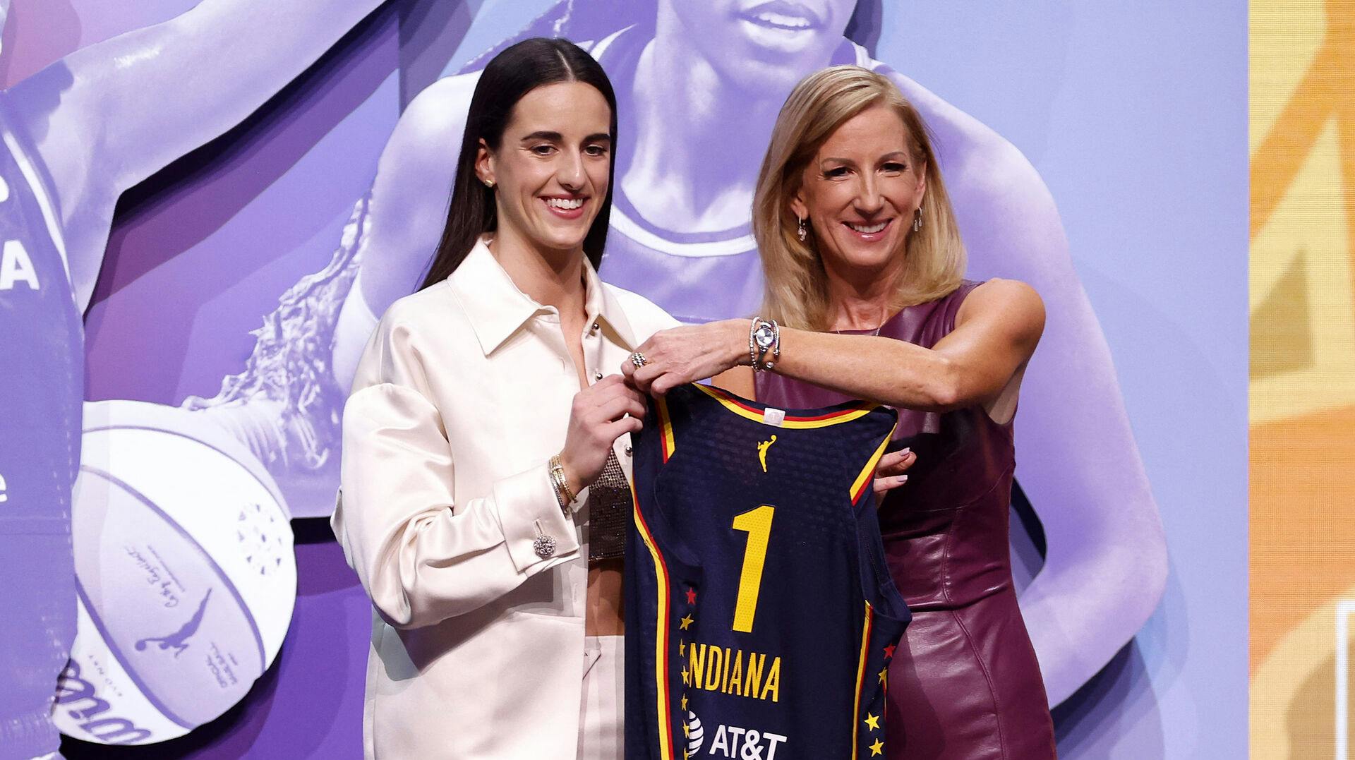 22-årige Caitlin Clark var allerede en superstjerne længe inden hun fik debut i WNBA.