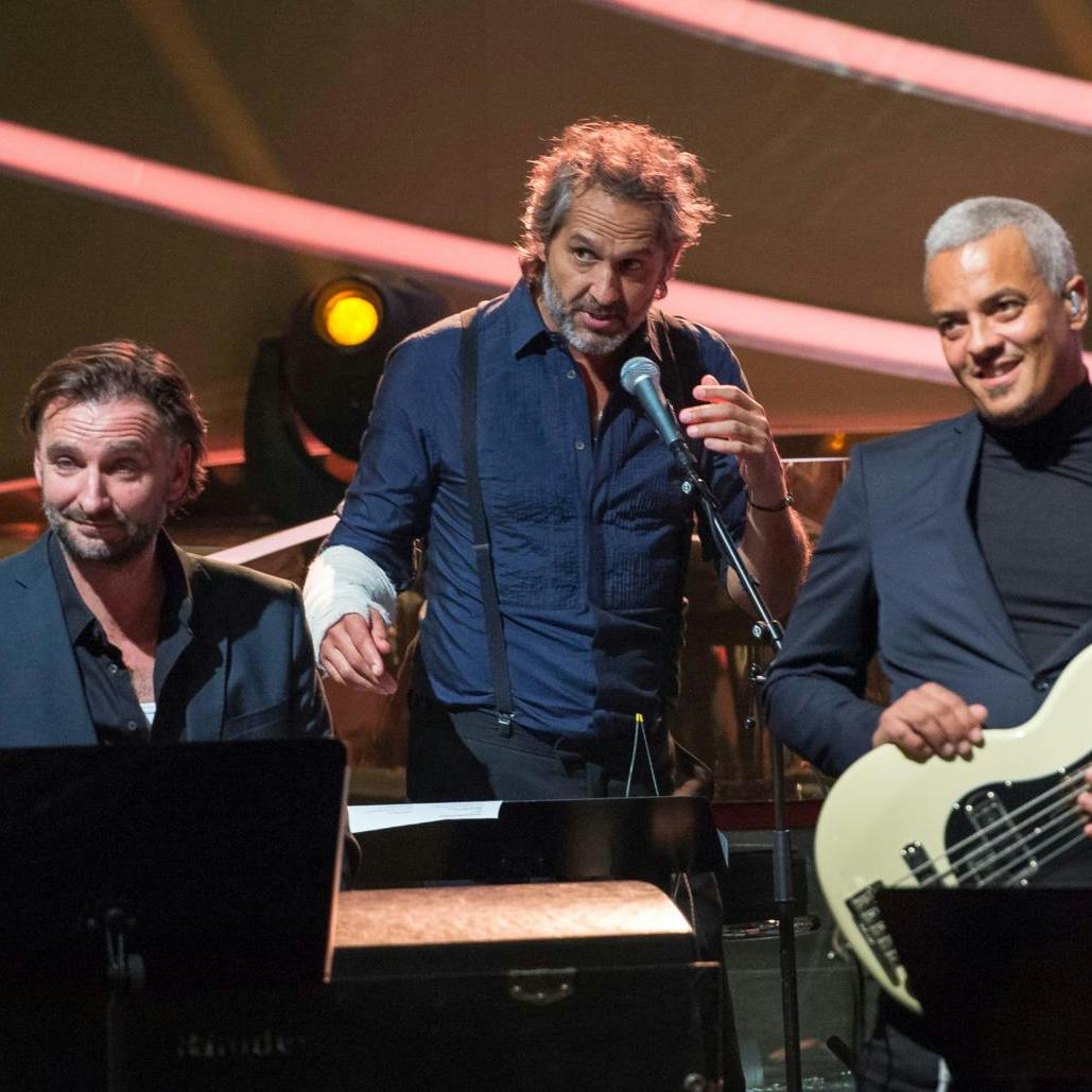 Claes Antonsen (i midten, red.) er central i de undersøgelser, som TV 2 nu har forlangt bliver gennemført.