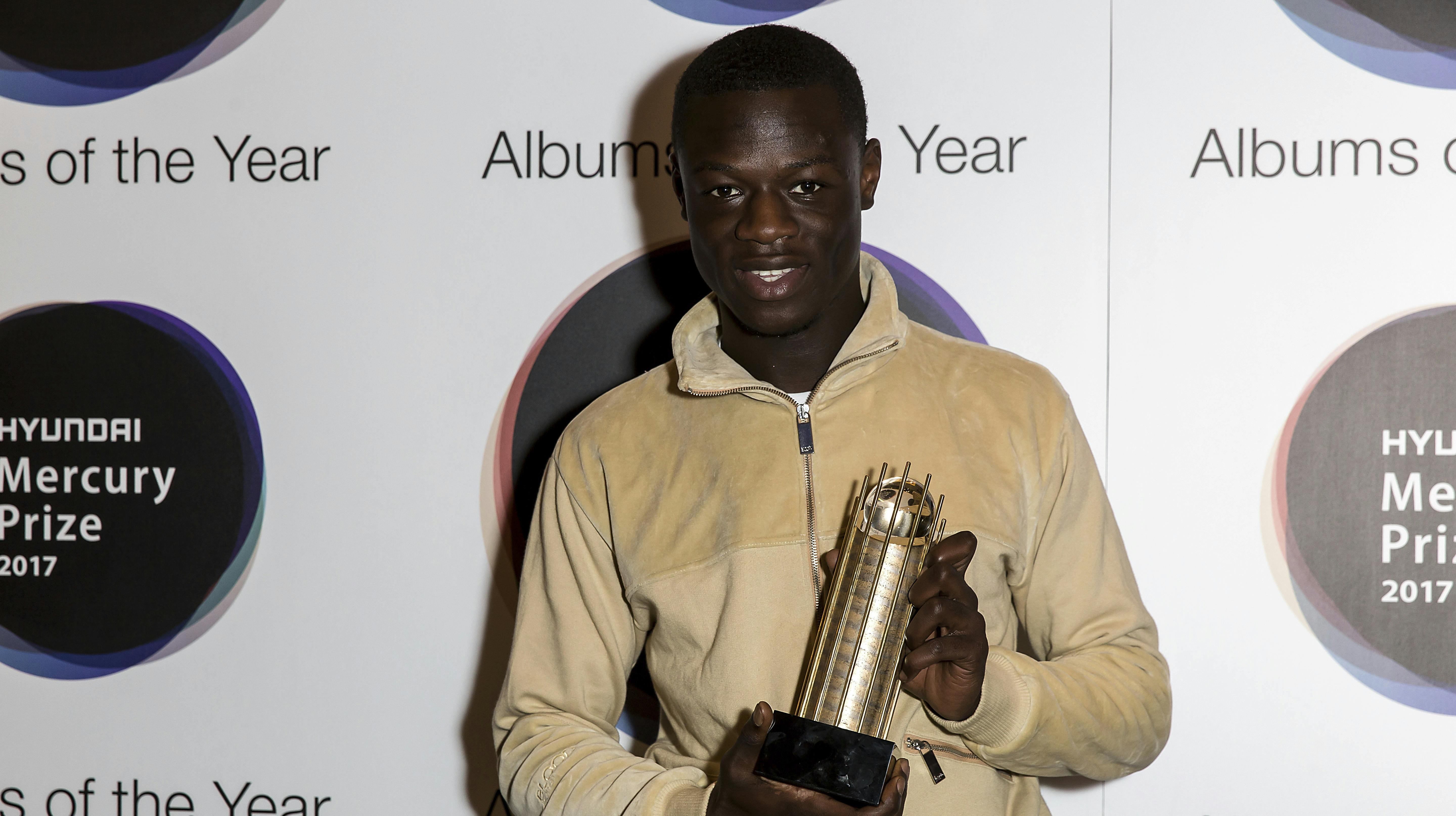 J Hus har aflyst sin lørdagskoncert på Roskilde Festival.