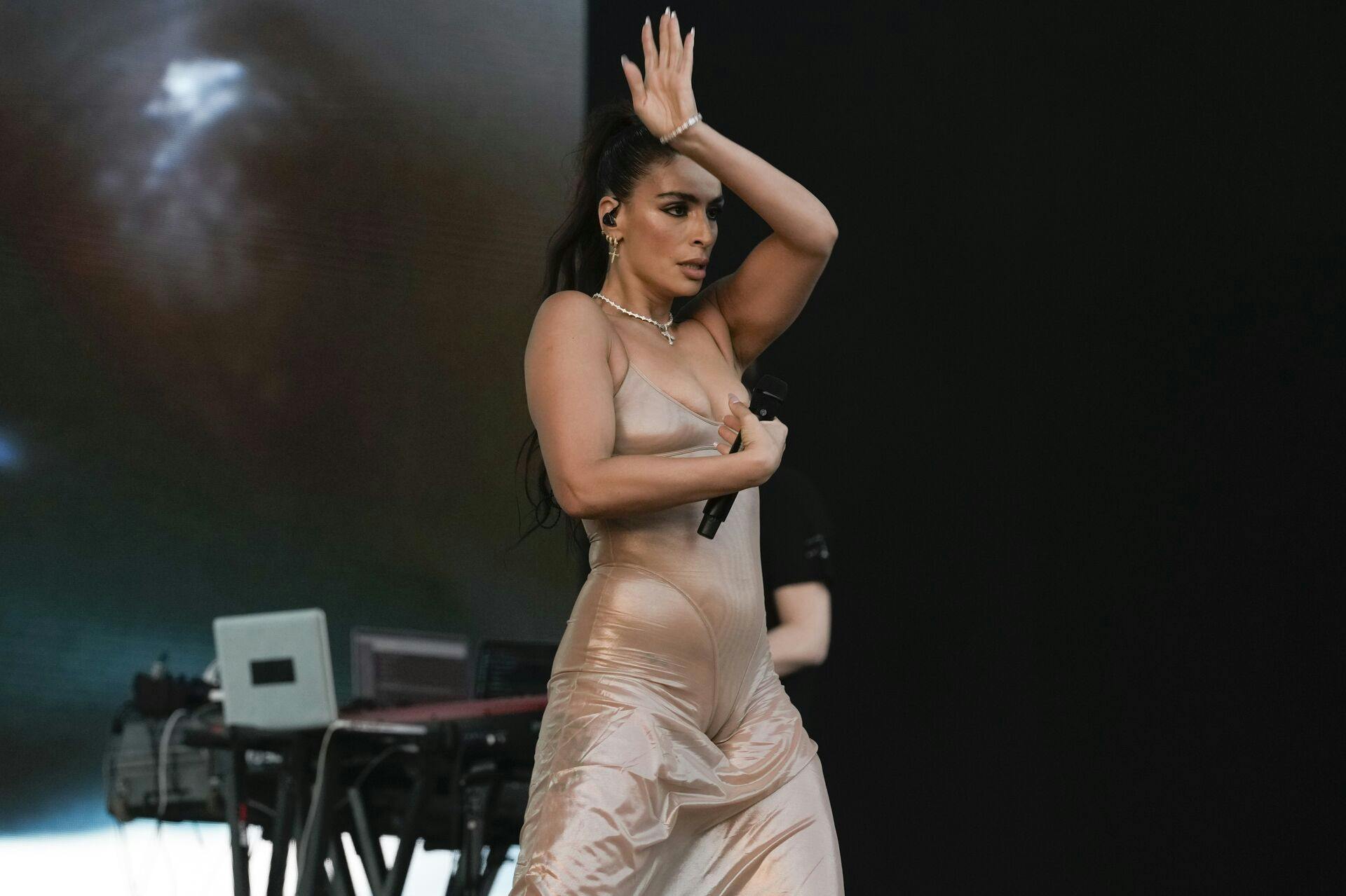 Sevdaliza.