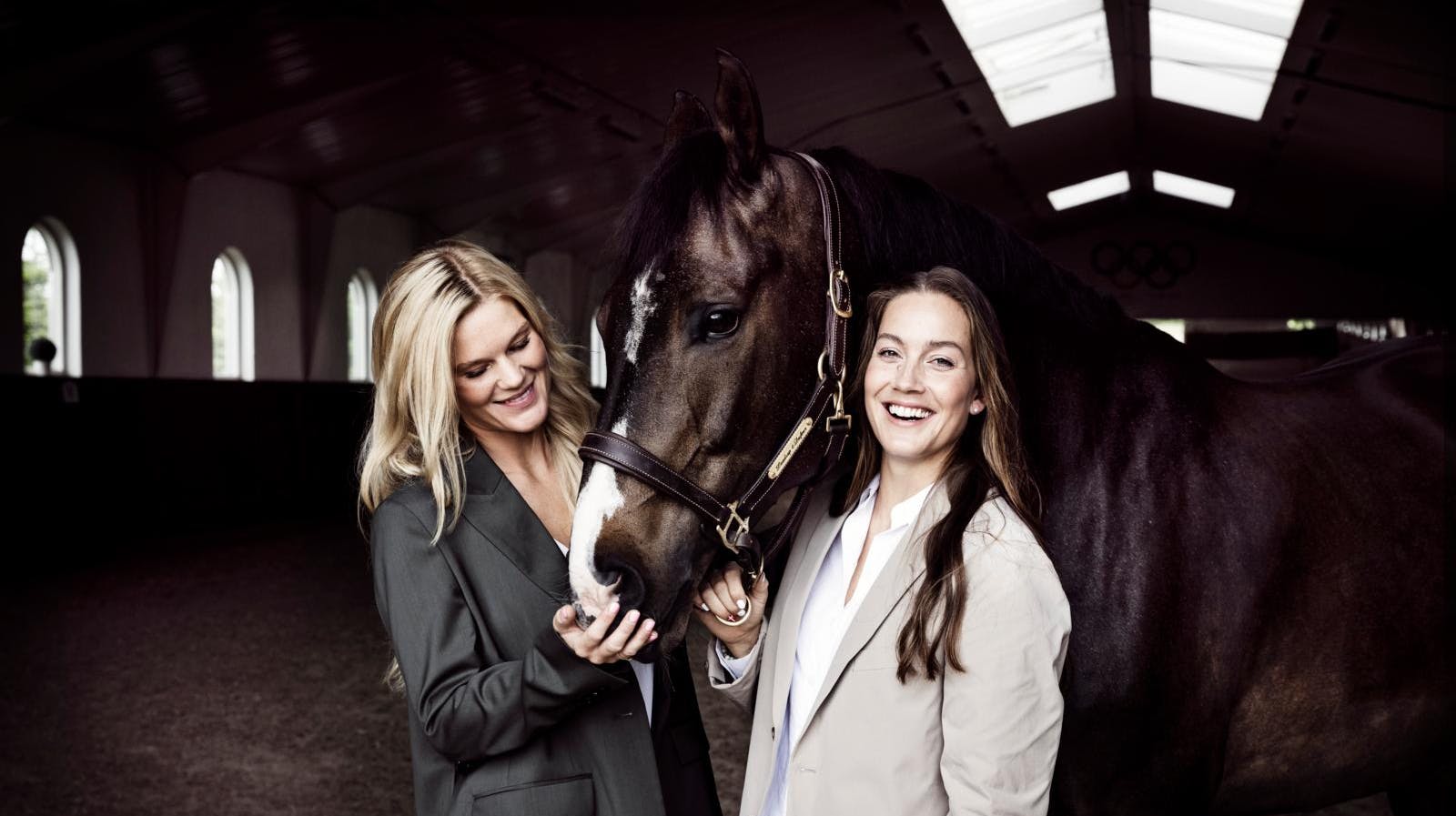 Rasmine og Cathrine Laudrup-Dufour tjener kassen på salg og køb af heste.