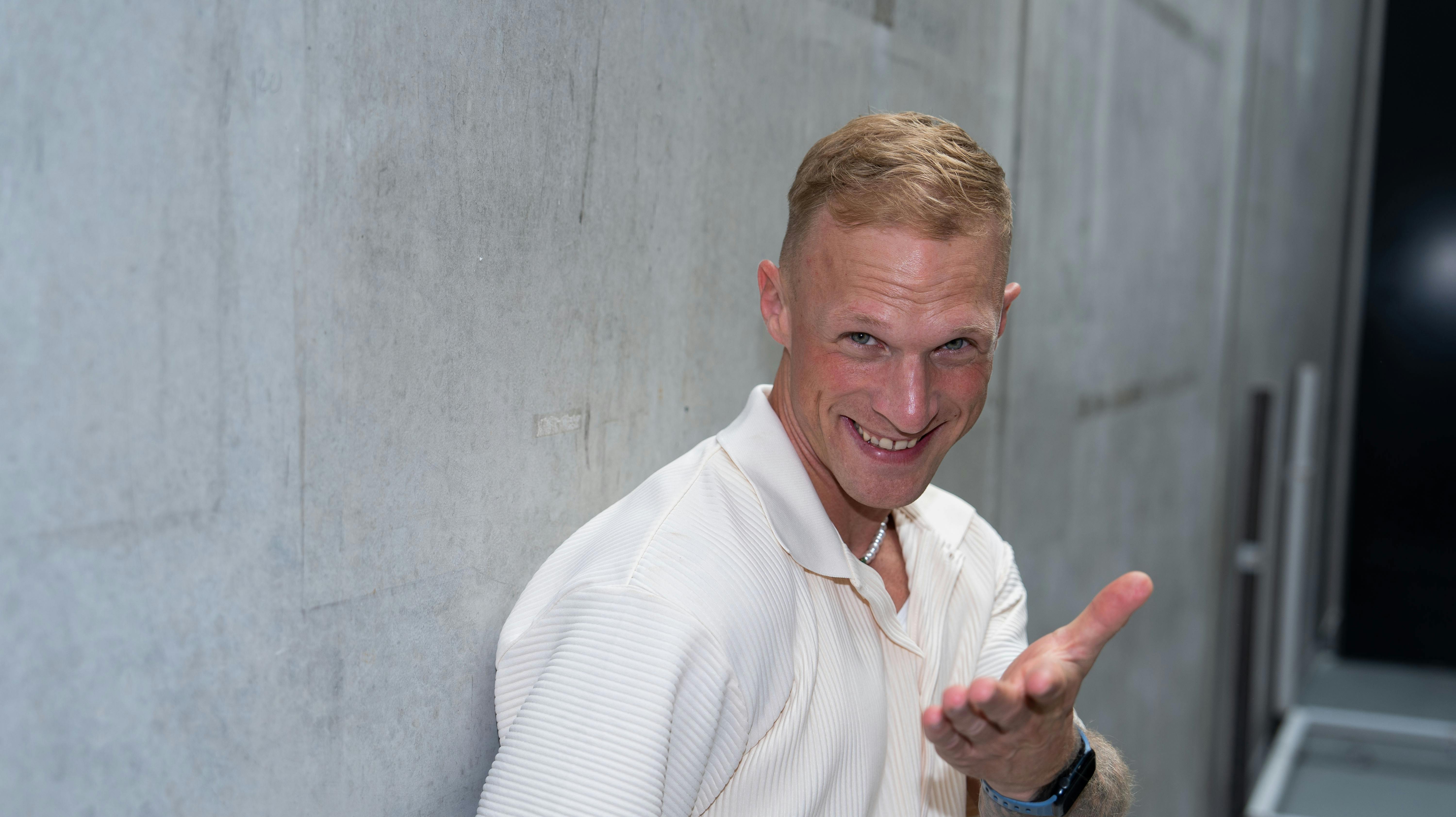 Philip May har netop været aktuel i sæson 20 af "Paradise Hotel", hvor han deltager i programmets første afsnit som dommer over, hvilke gæster der får lov at komme ind på hotellet.